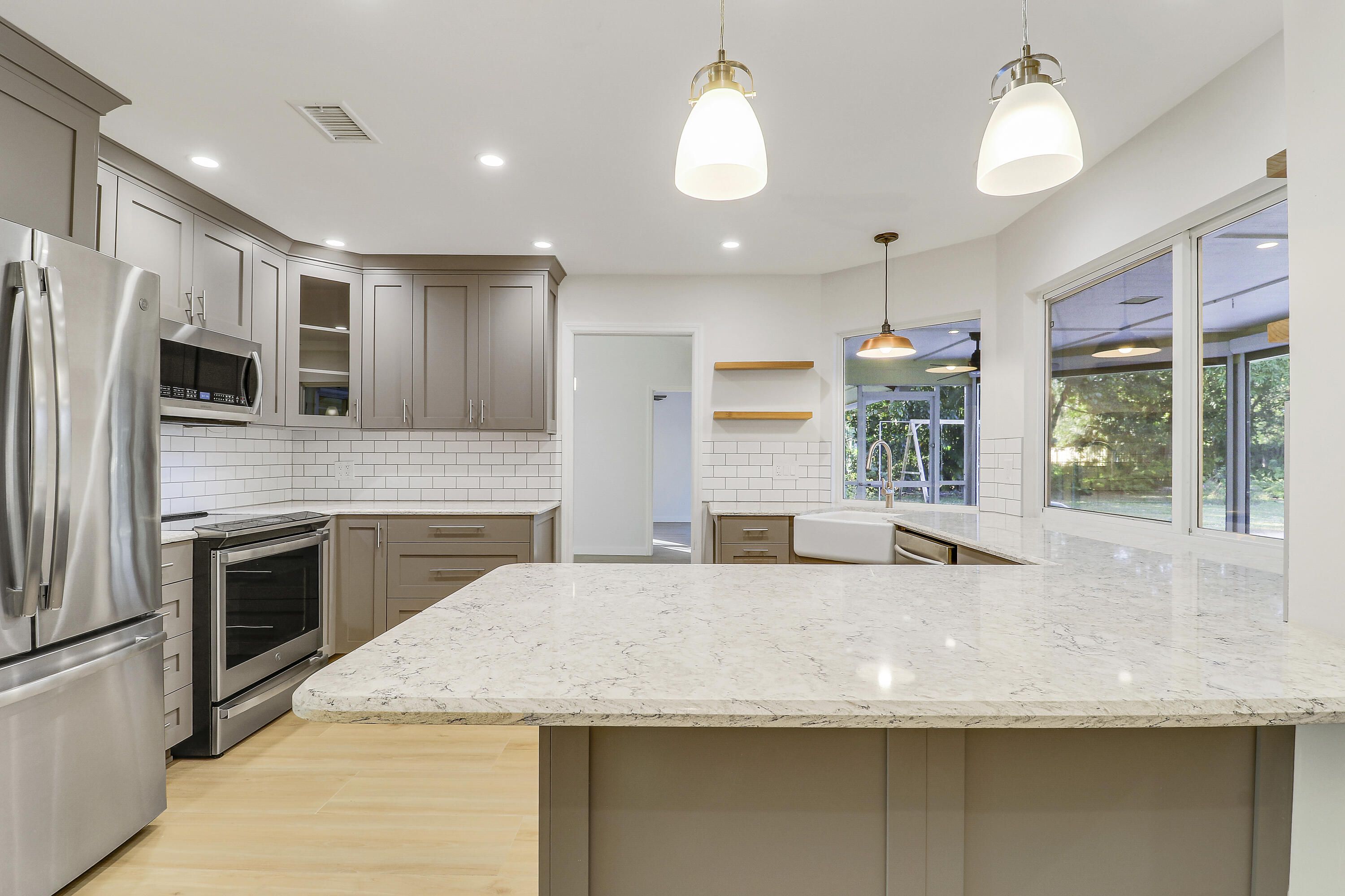 MLS #R11148891 image #7