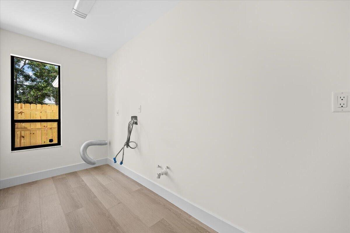 MLS #R11148910 image #30