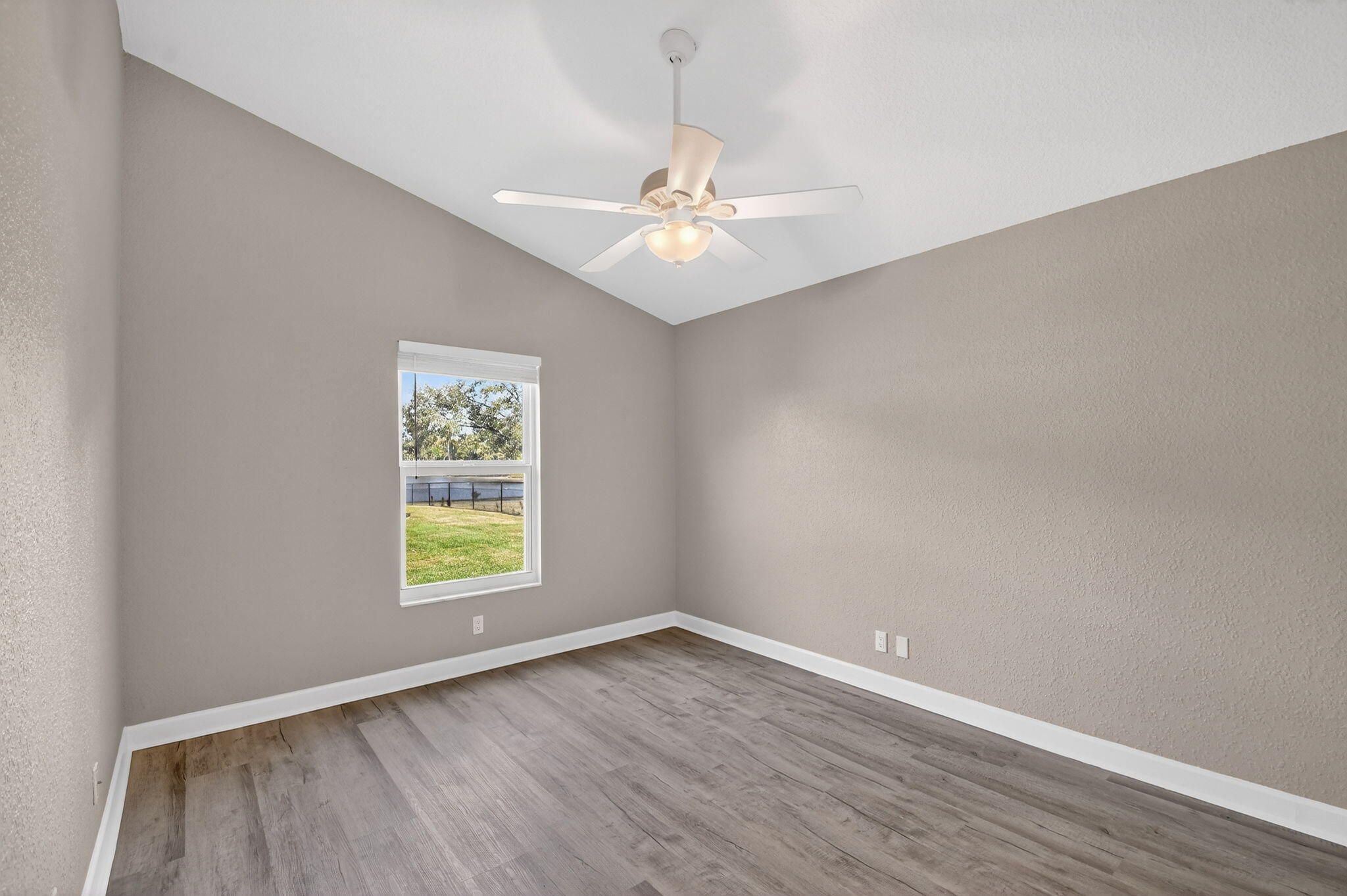 MLS #R11149062 image #22