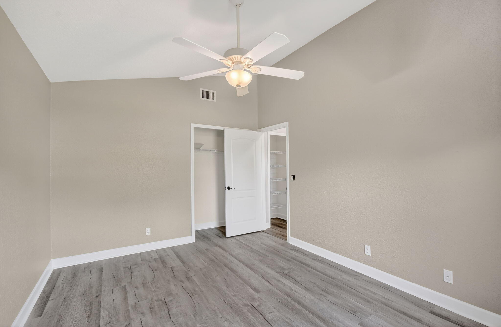 MLS #R11149062 image #26