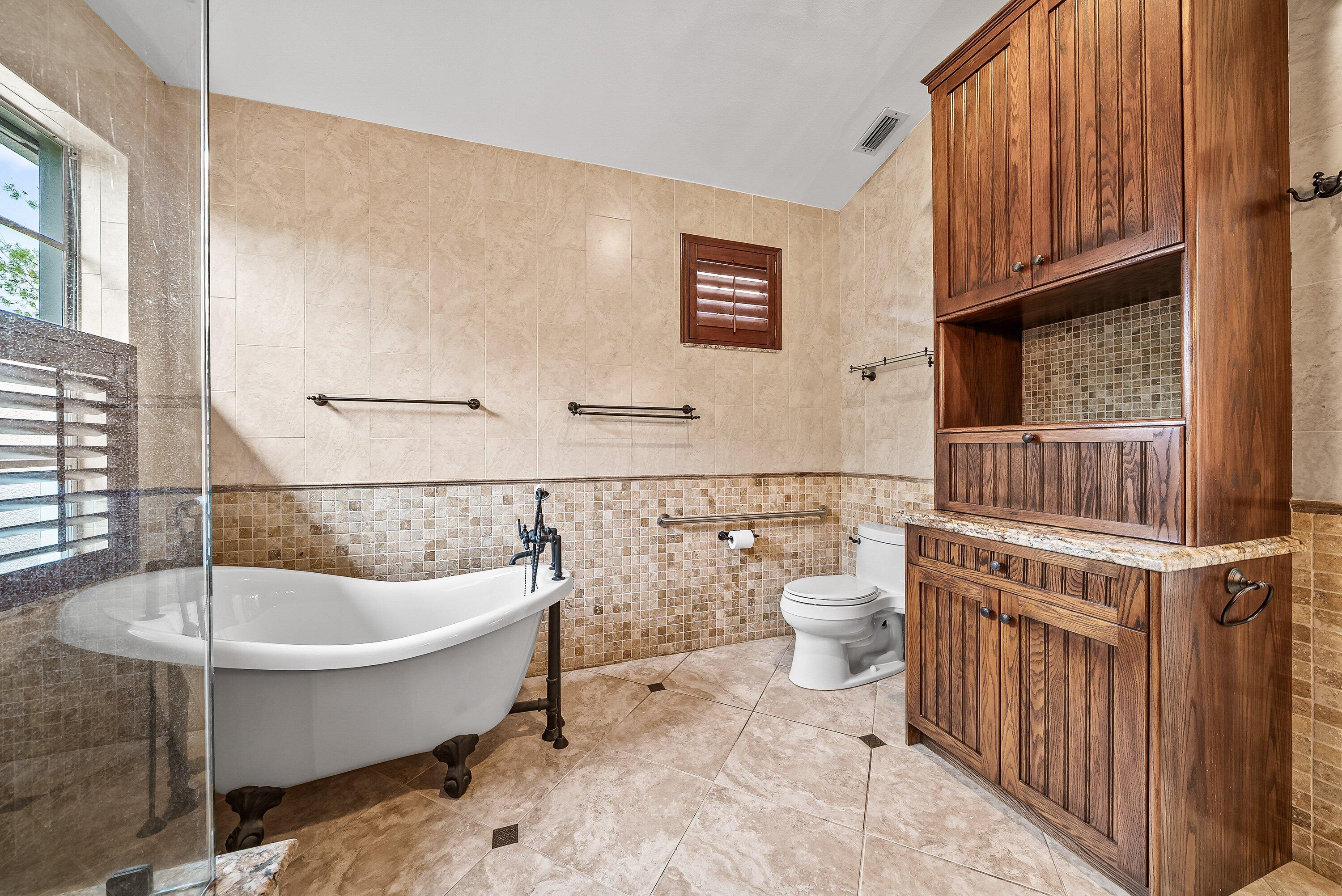 MLS #R11149123 image #33