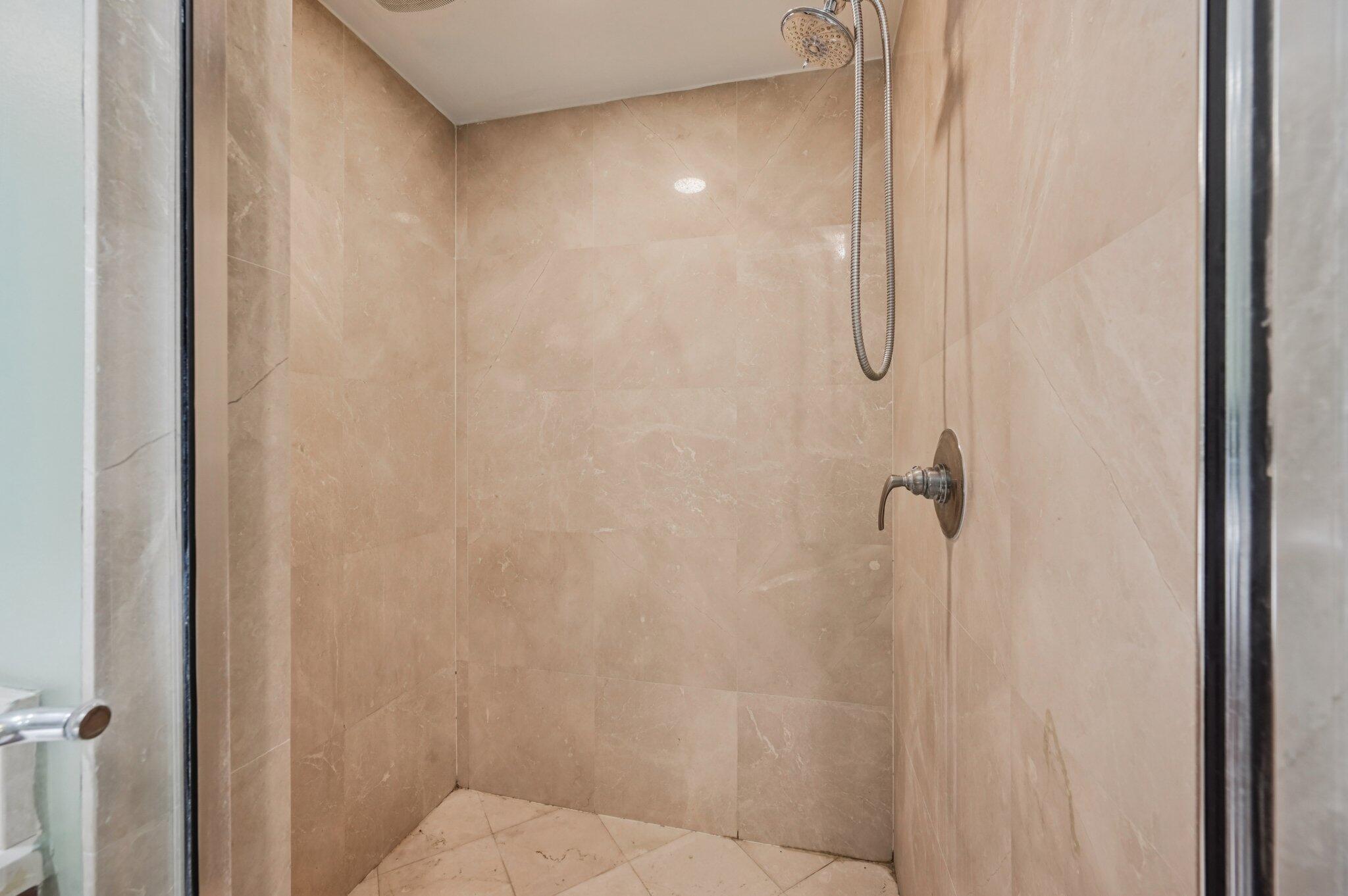 MLS #R11149141 image #20