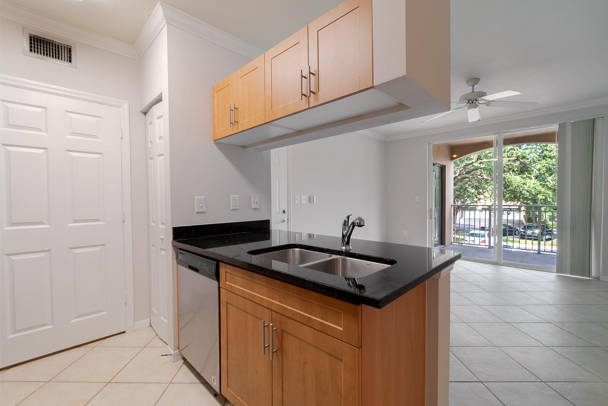 MLS #R11149262 image #8