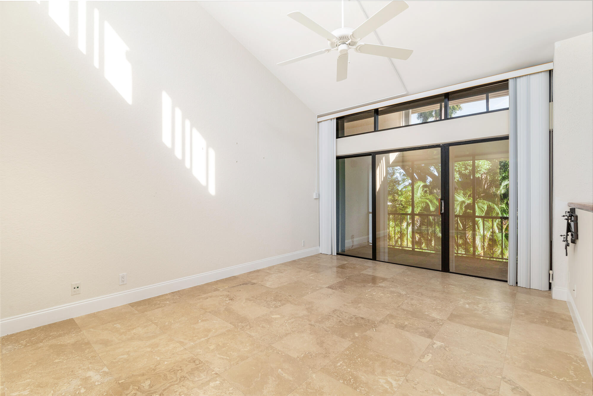 MLS #R11149405 image #9