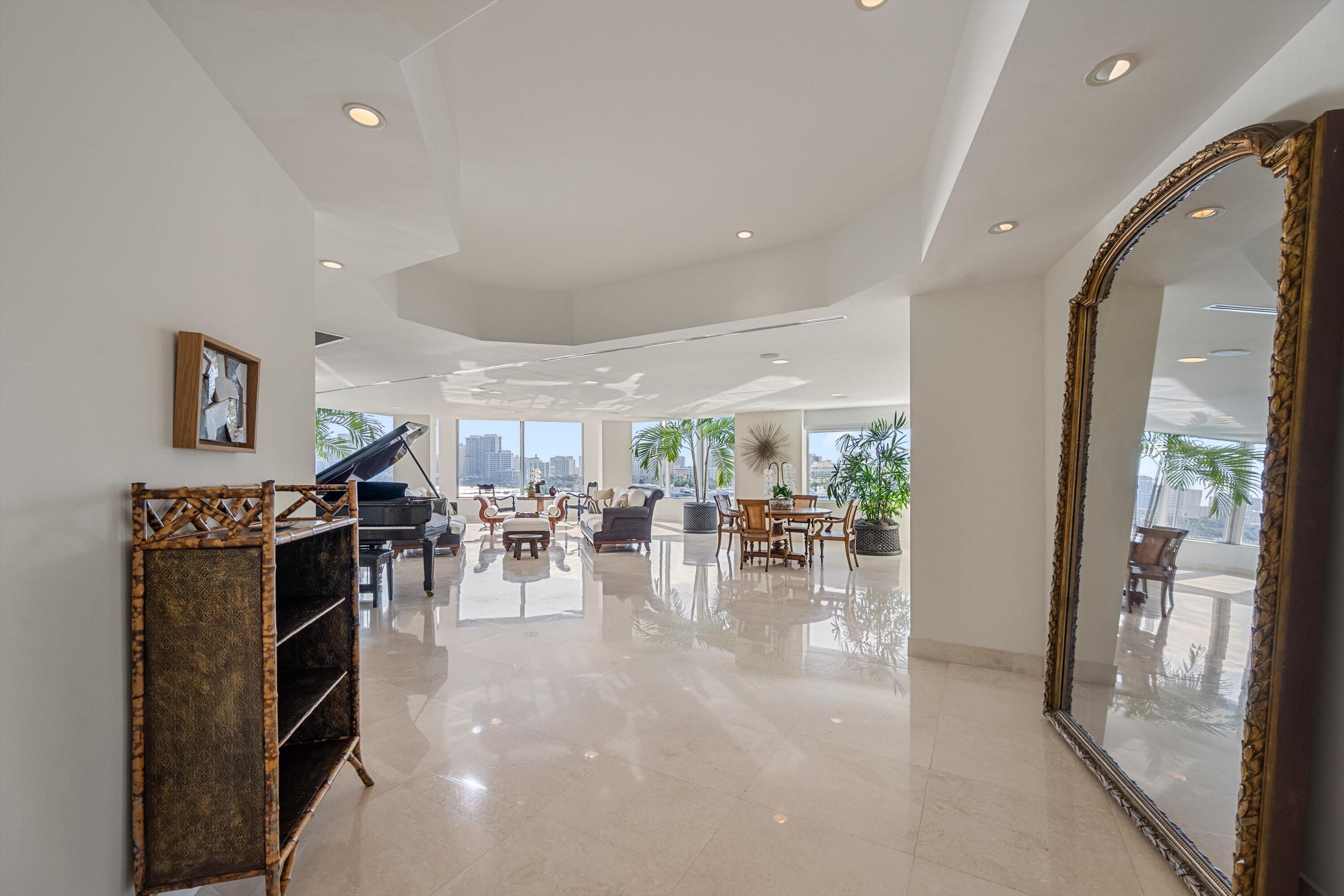 MLS #R11149446 image #2