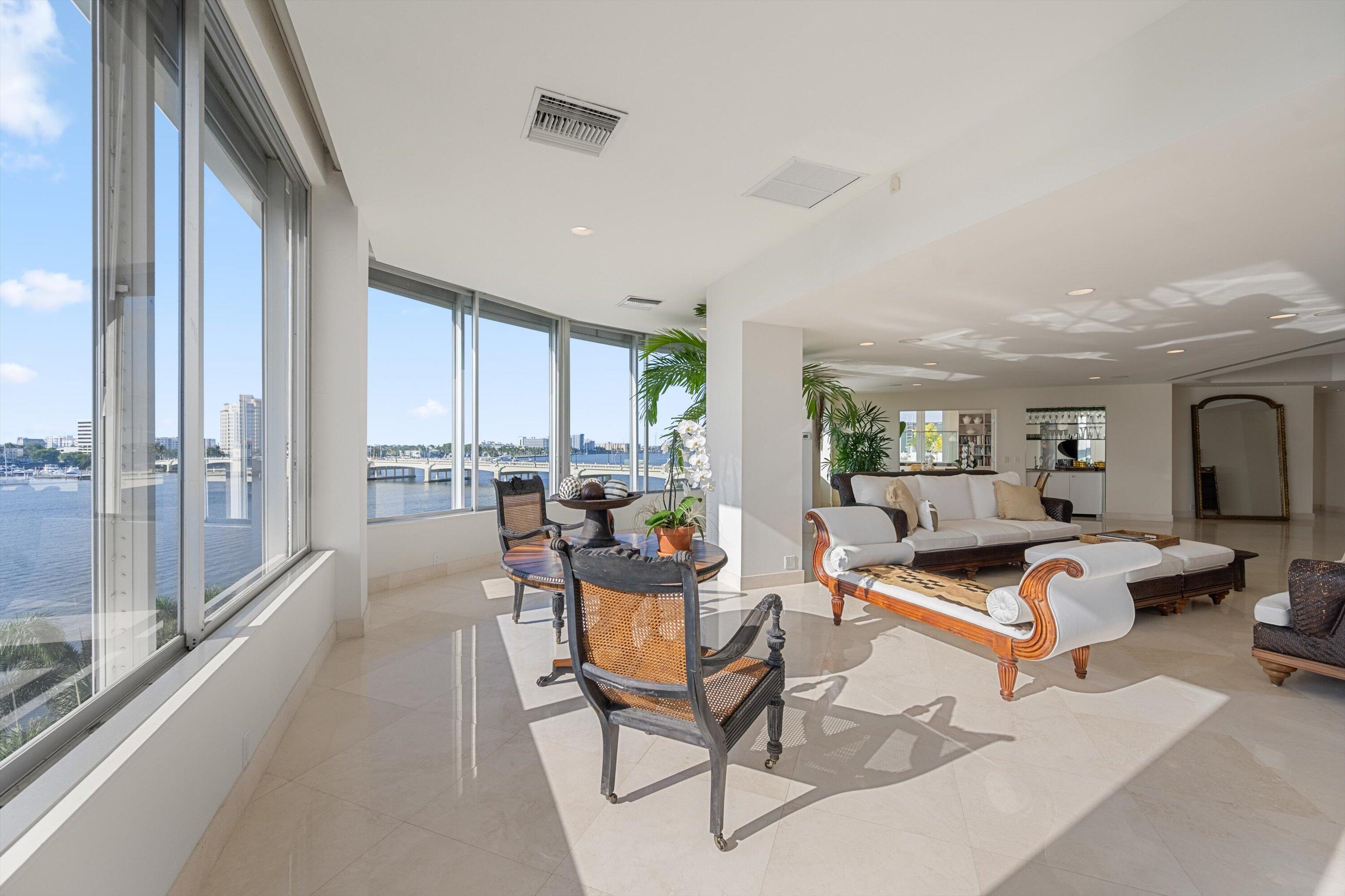 MLS #R11149446 image #4