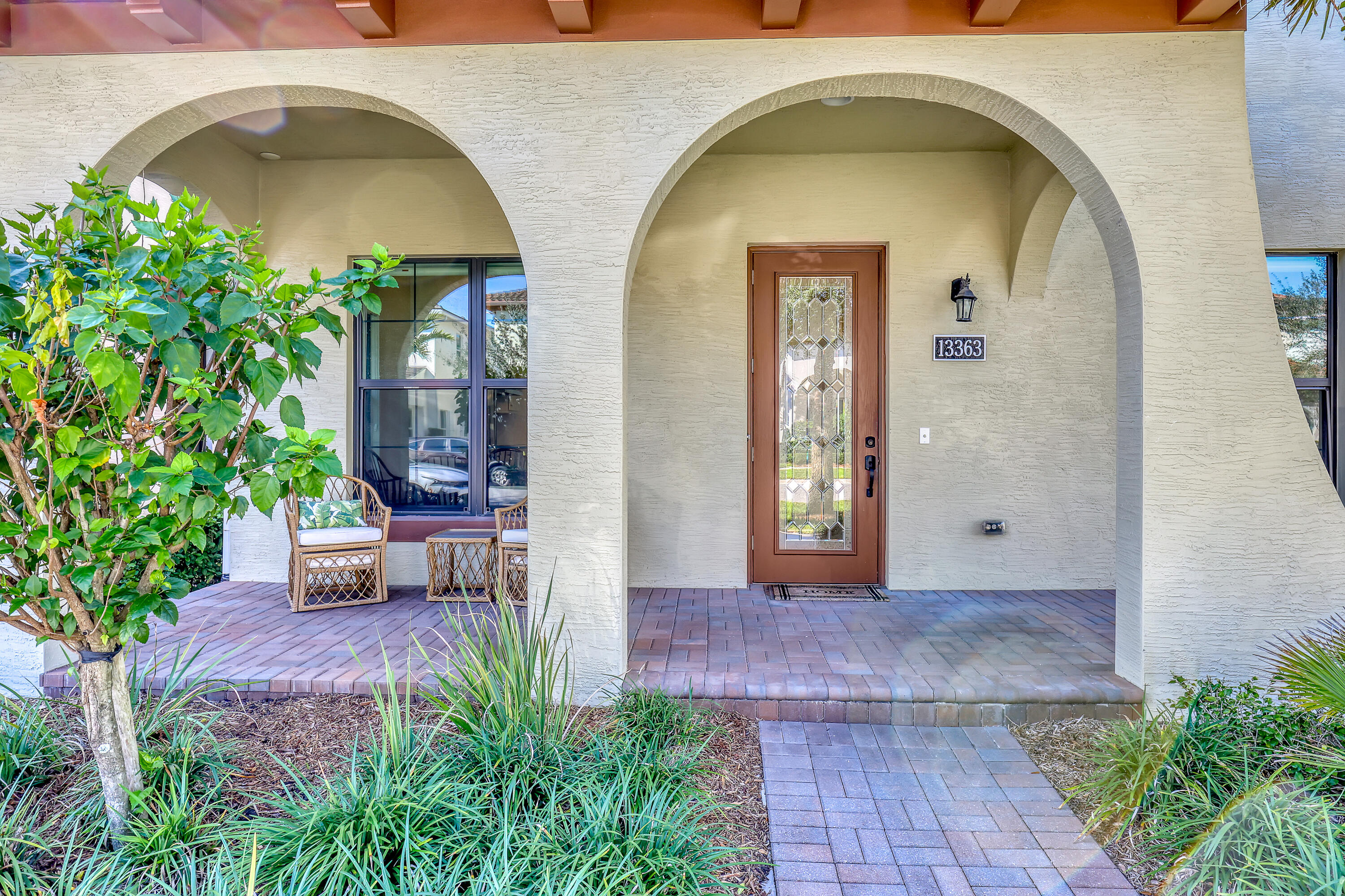 MLS #R11149492 image #2