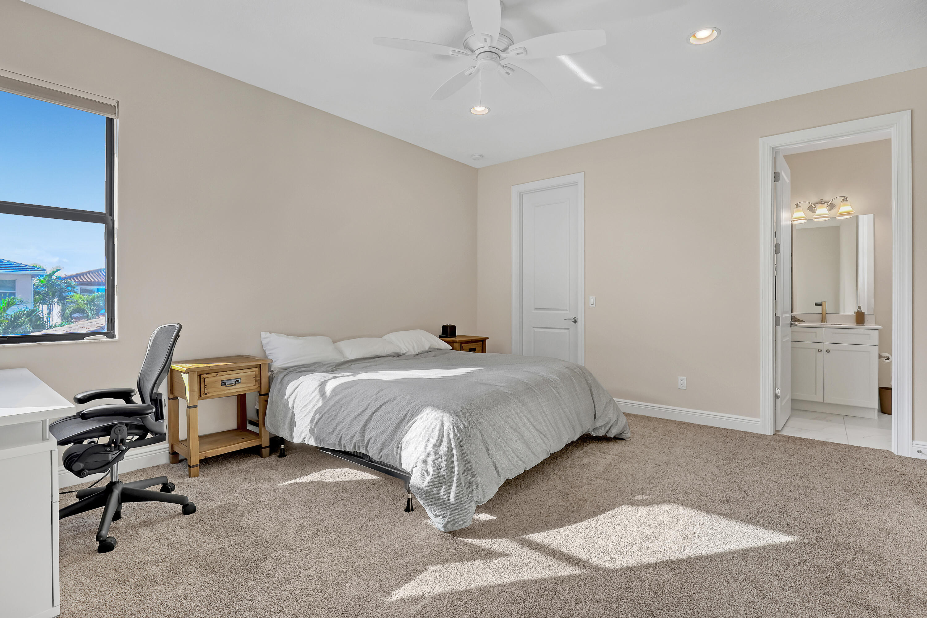 MLS #R11149492 image #25