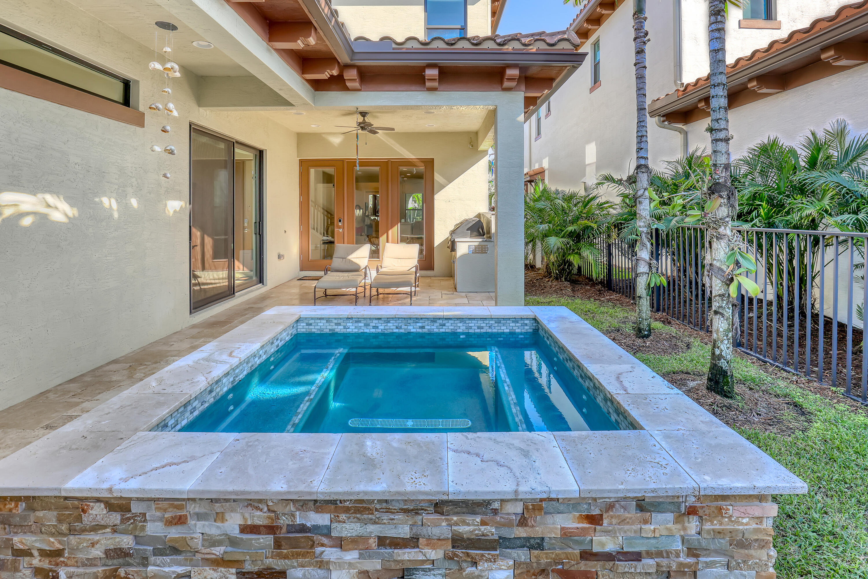 MLS #R11149492 image #32