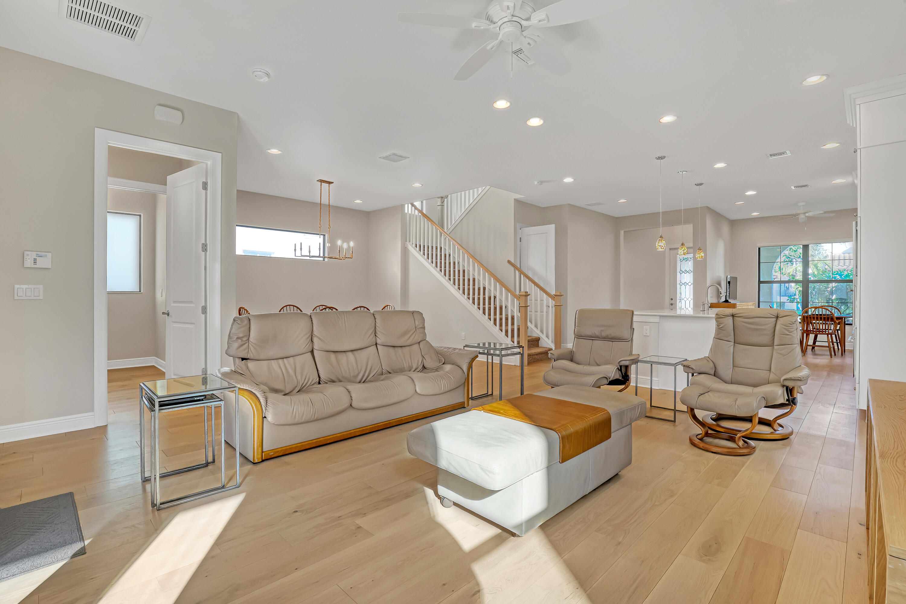 MLS #R11149492 image #5