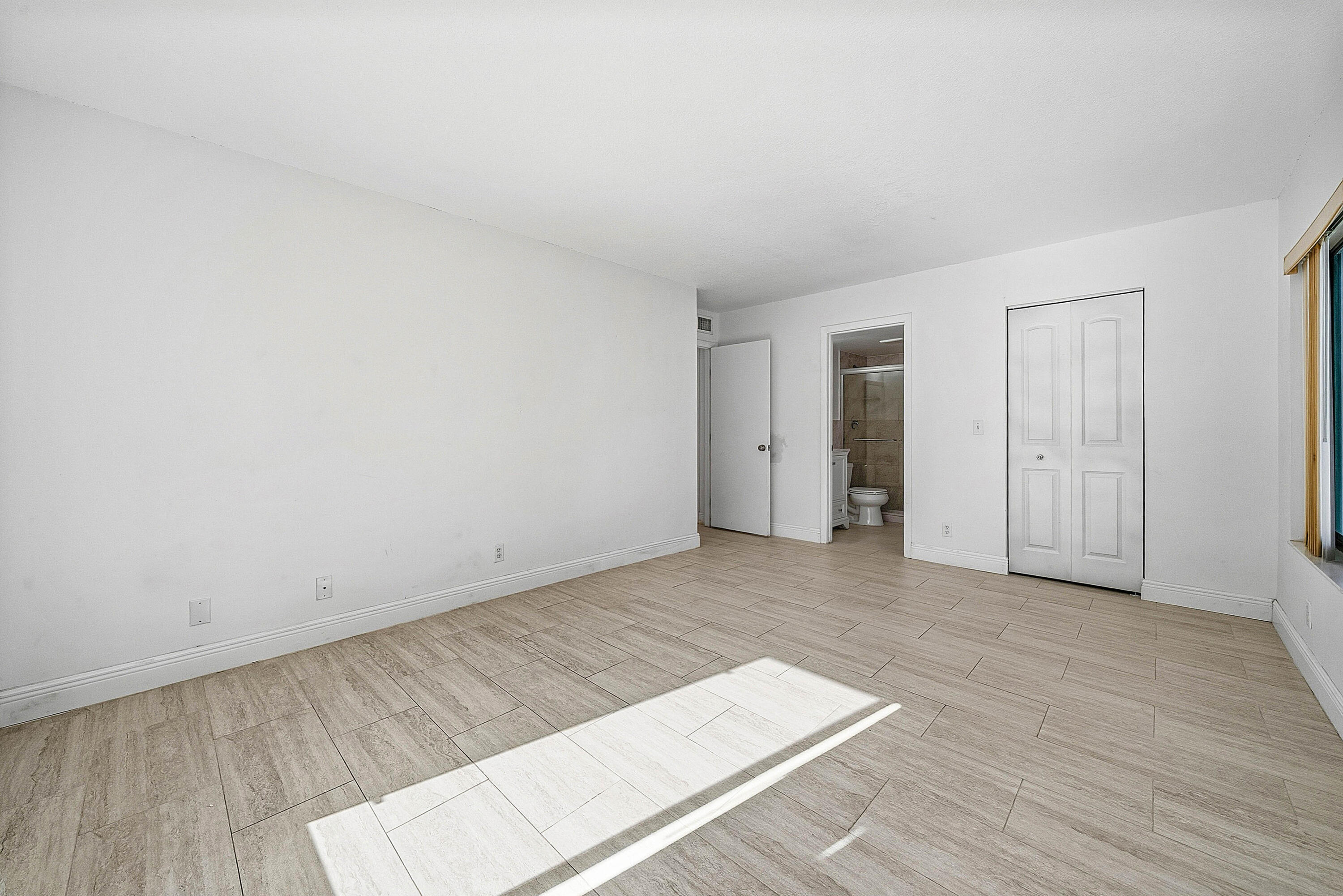 MLS #R11149525 image #15