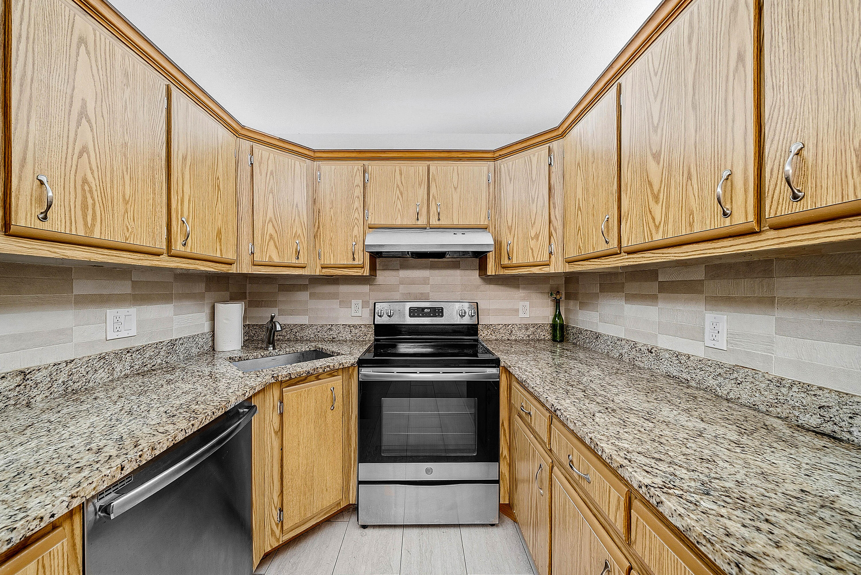 MLS #R11149525 image #3