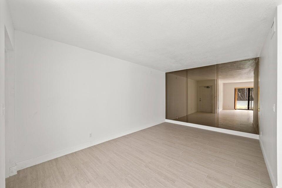 MLS #R11149525 image #9