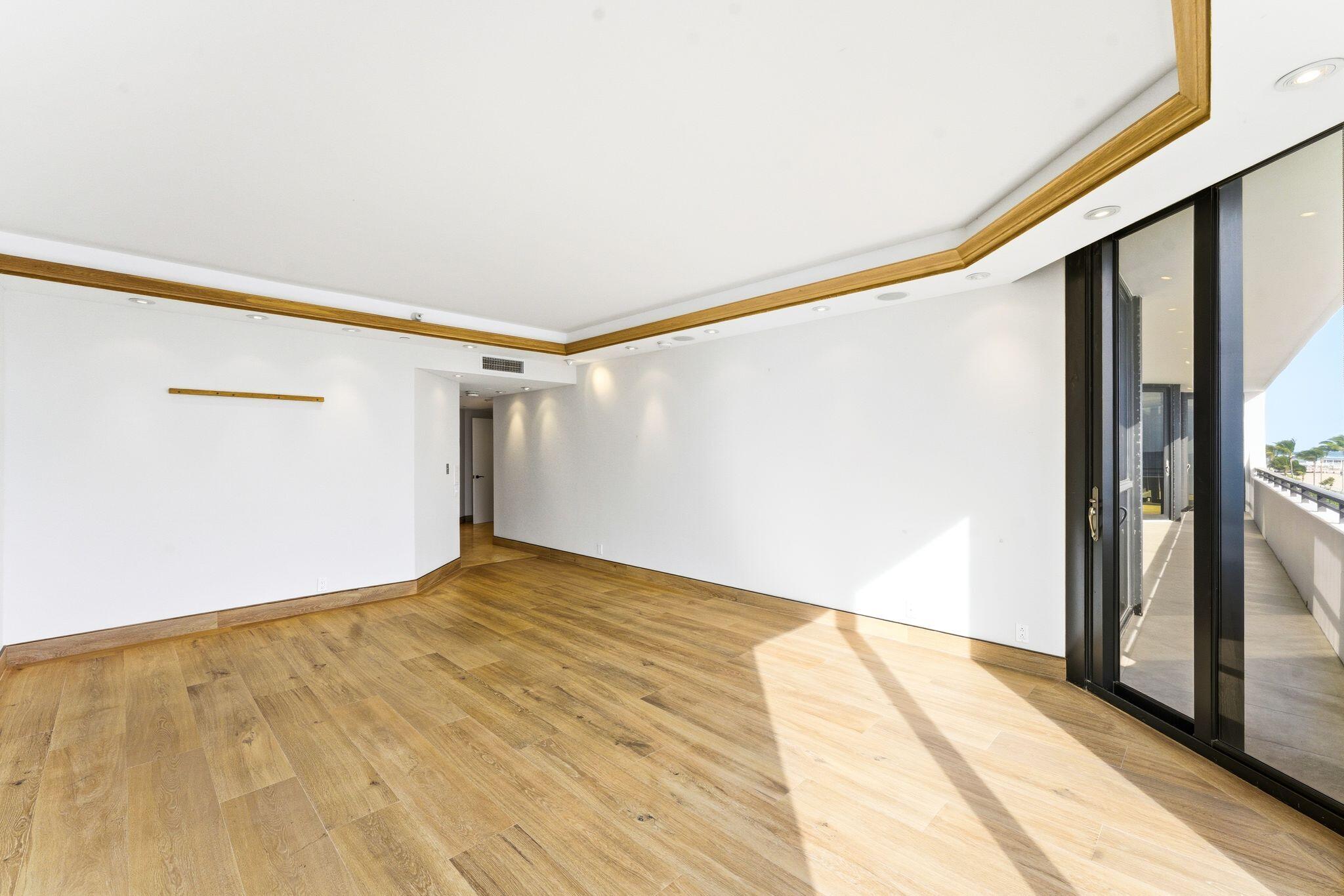 MLS #R11149526 image #16