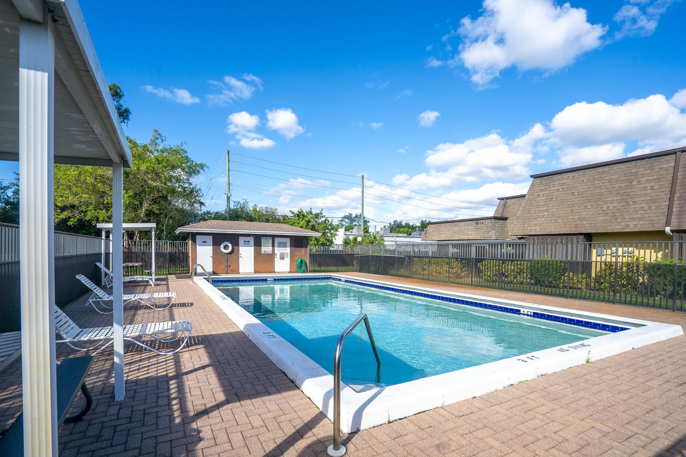 MLS #R11149702 image #23