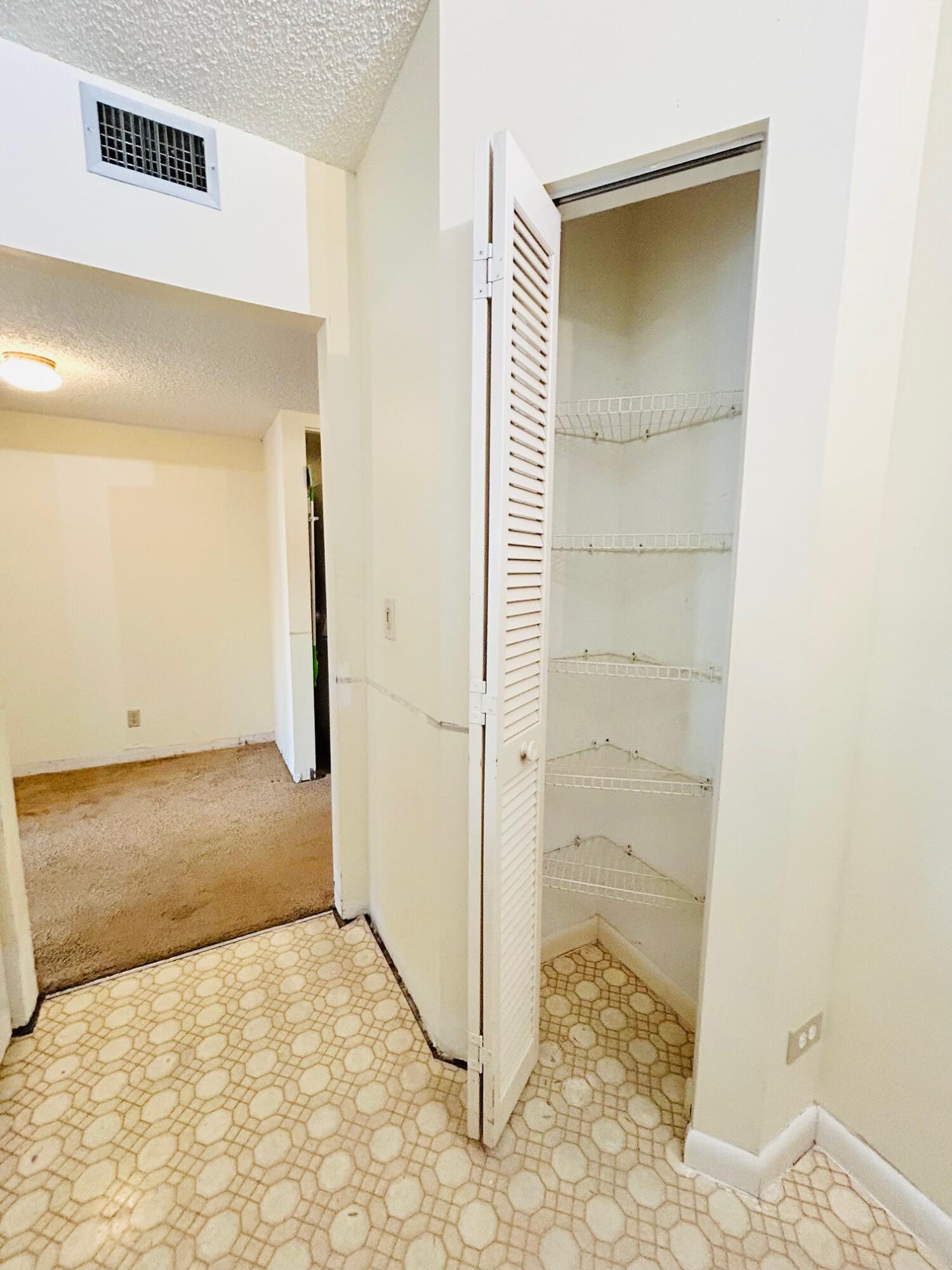 MLS #R11149708 image #8