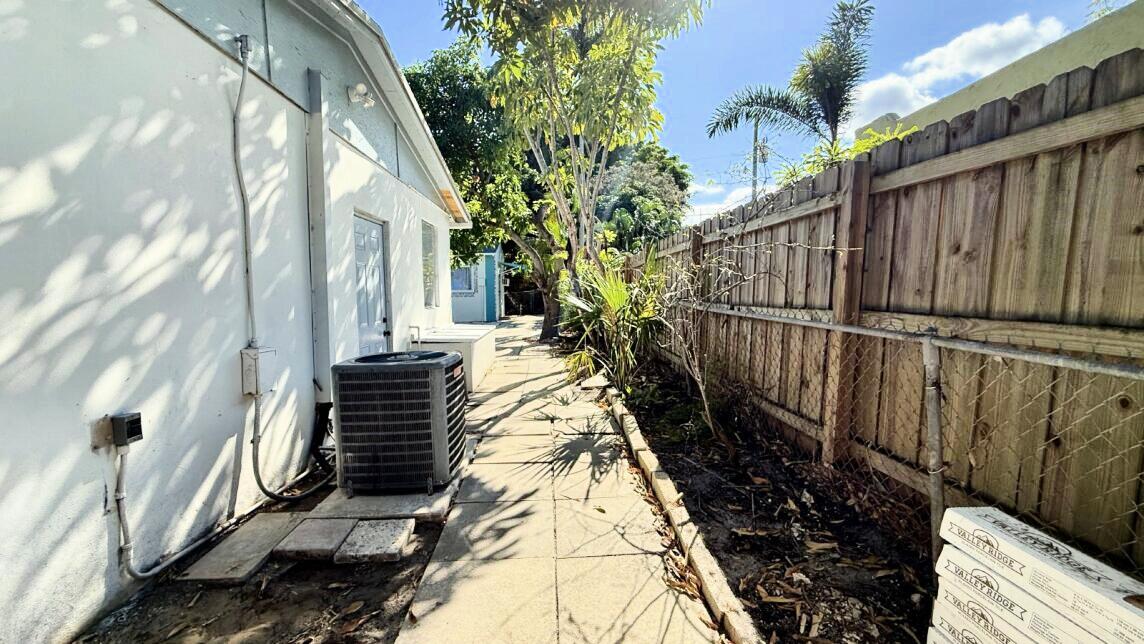 MLS #R11149721 image #16