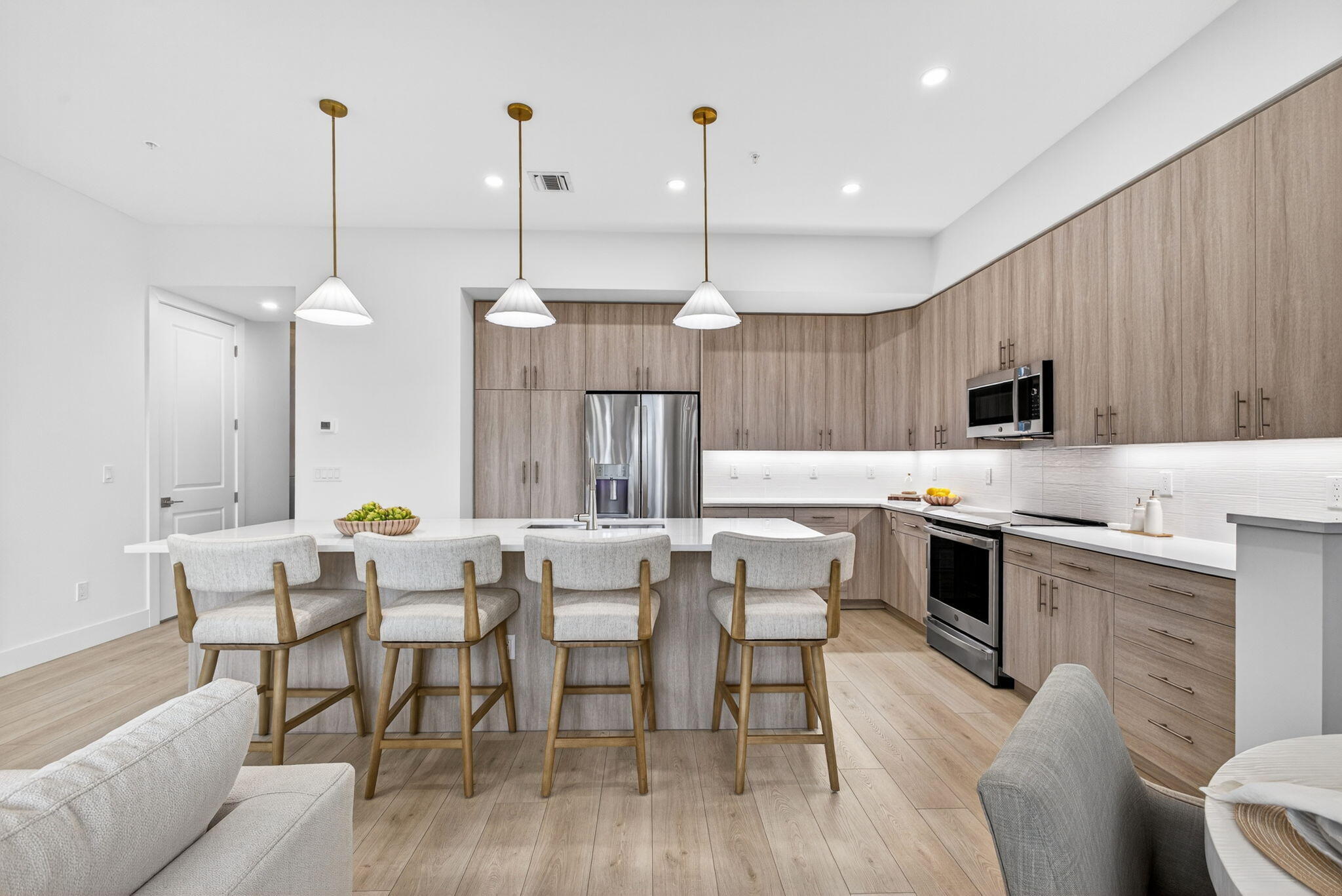 MLS #R11149781 image #1