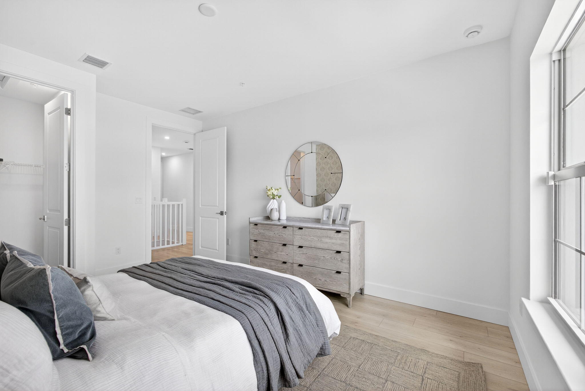 MLS #R11149781 image #43