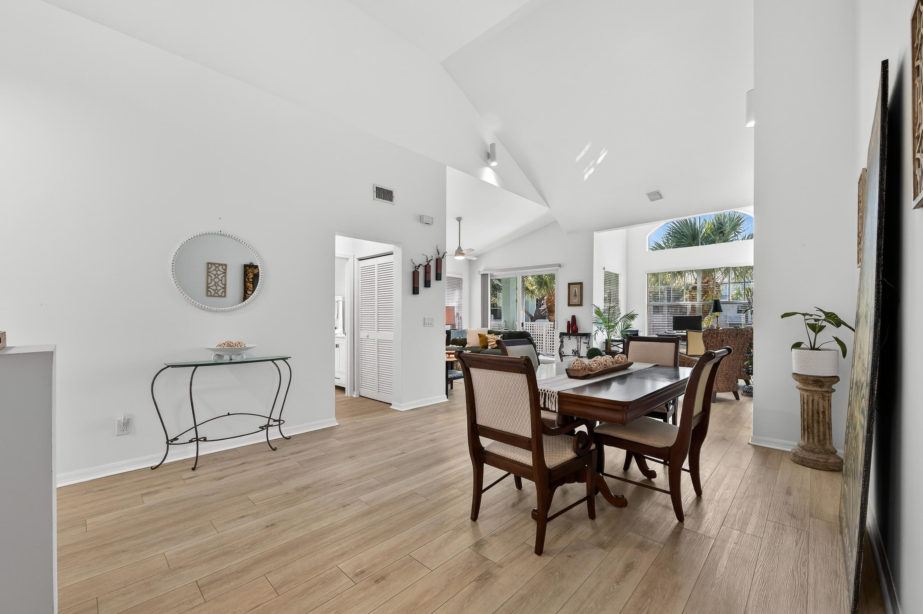 MLS #R11149795 image #13