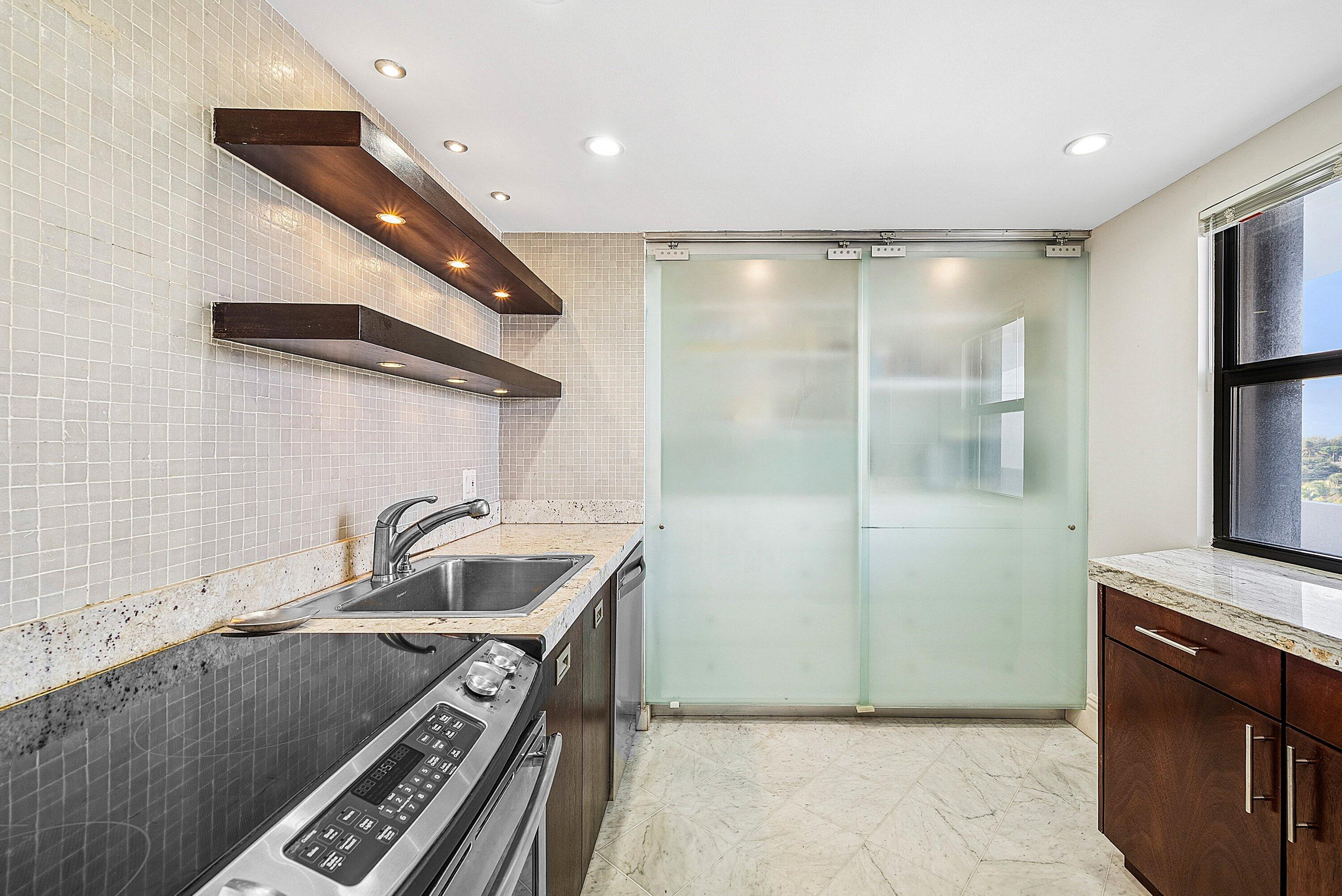 MLS #R11149839 image #10