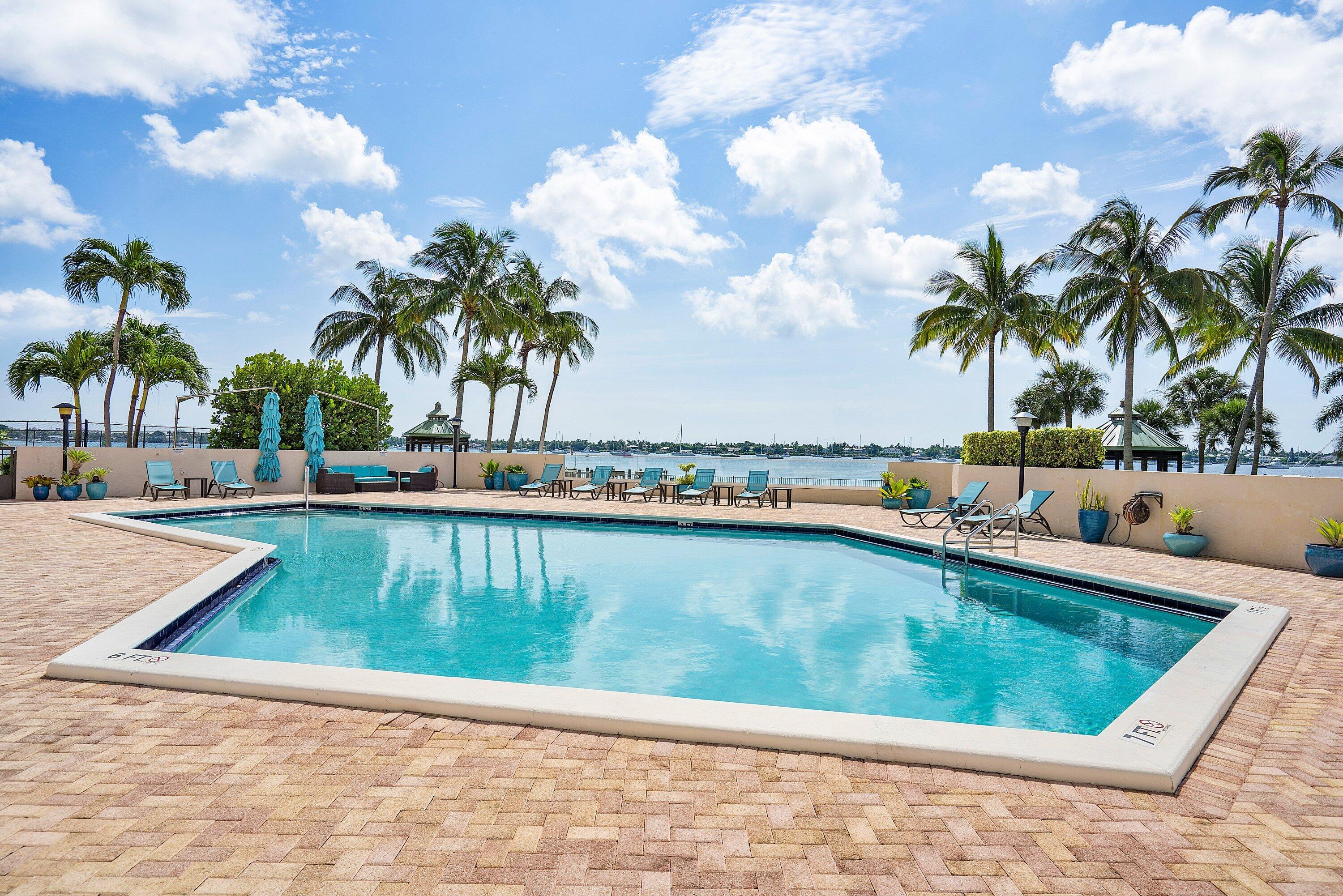 MLS #R11149839 image #32