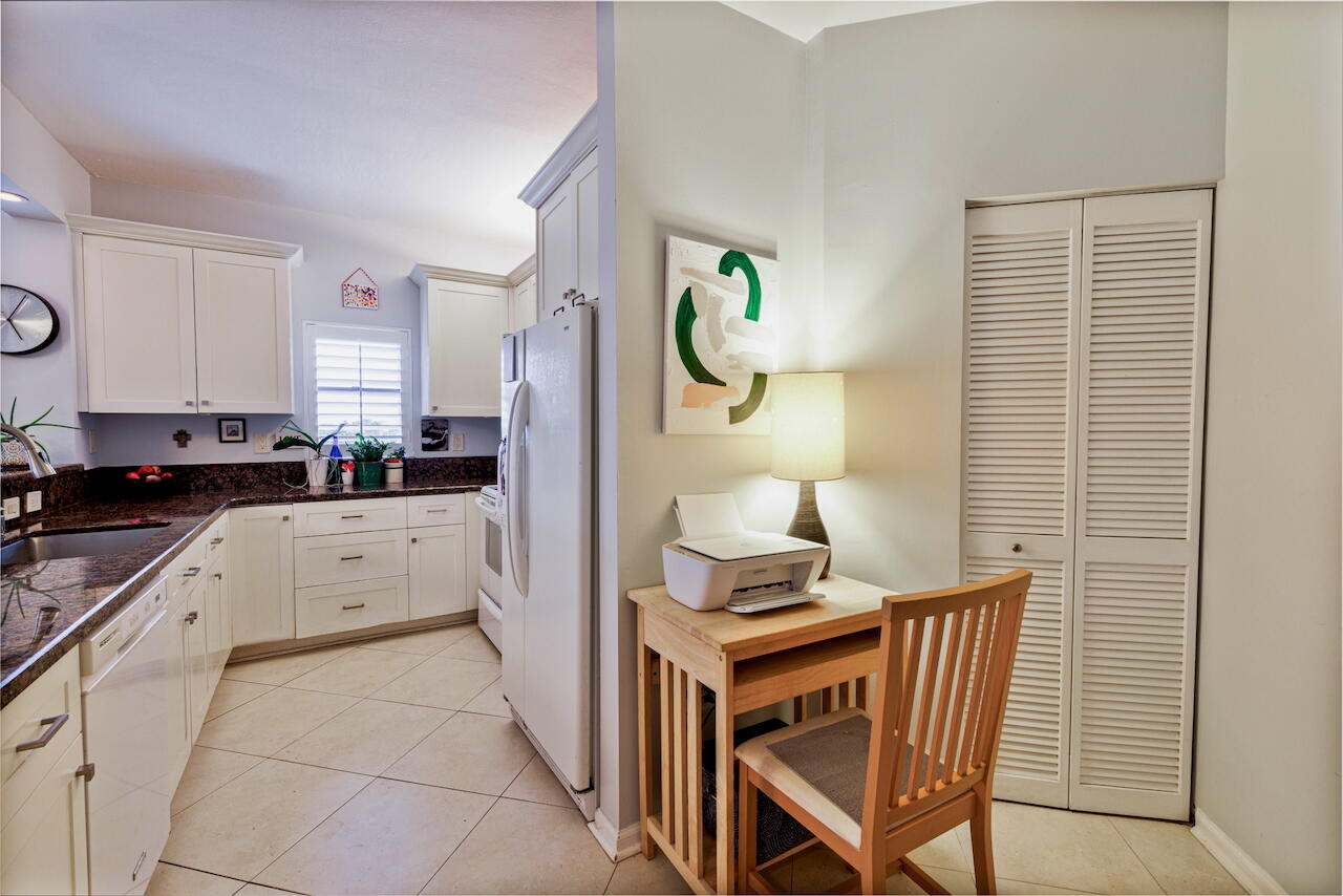 MLS #R11149881 image #20