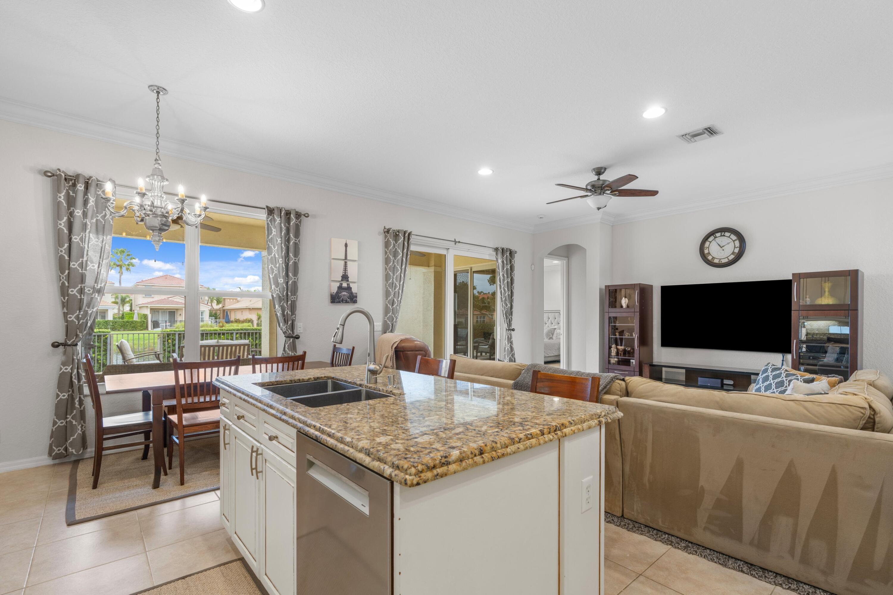 MLS #R11149974 image #10