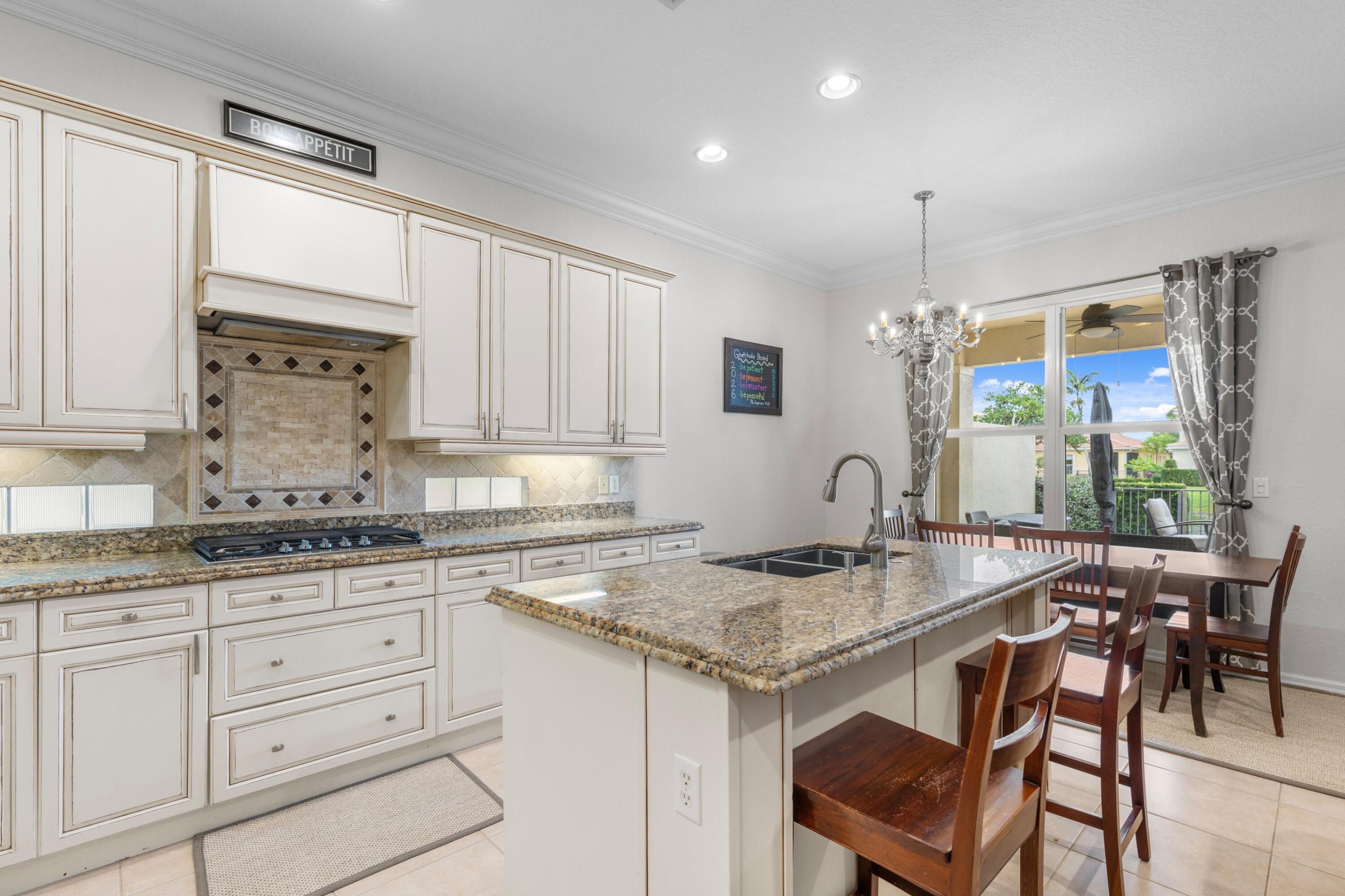 MLS #R11149974 image #11