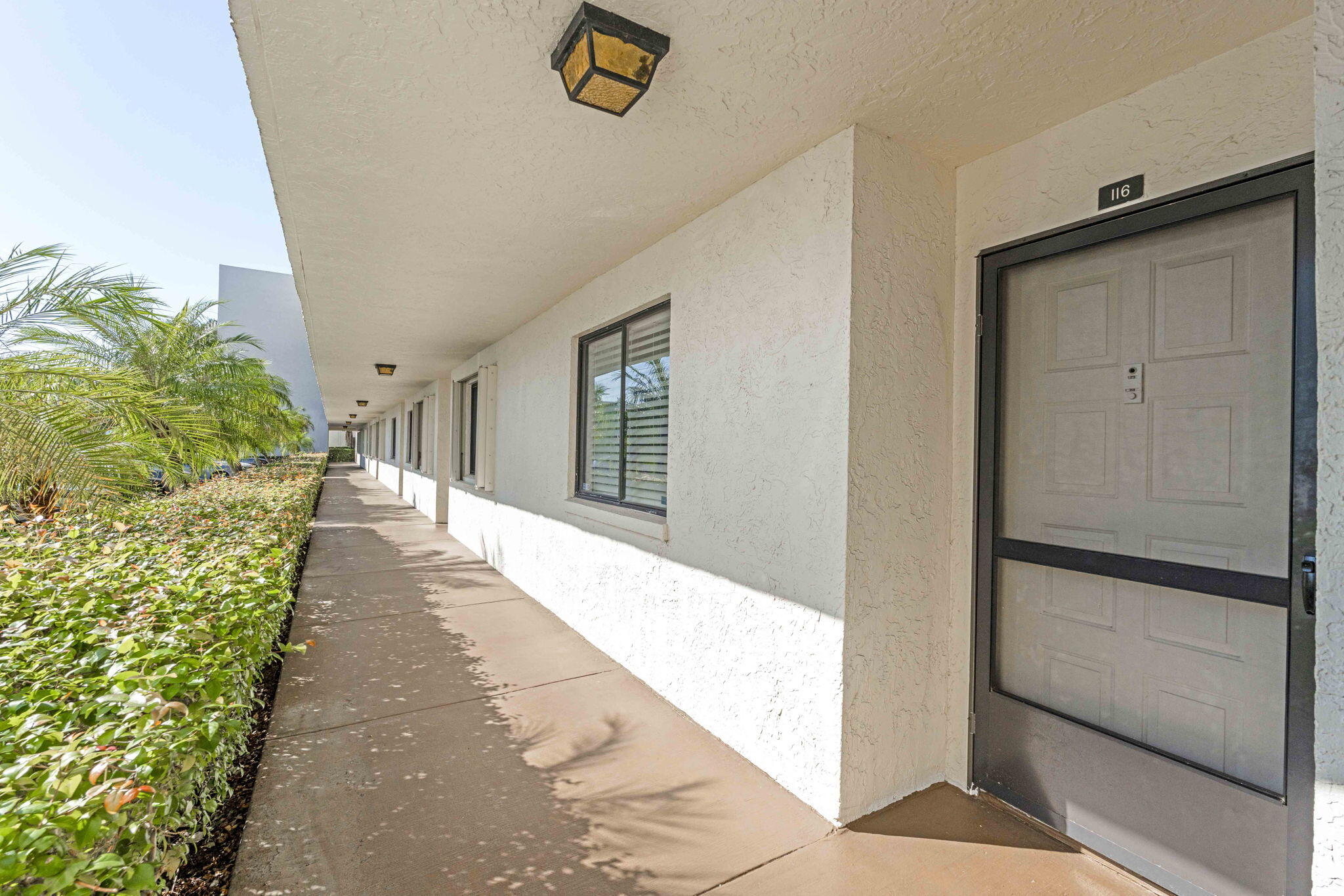 MLS #R11150031 image #1