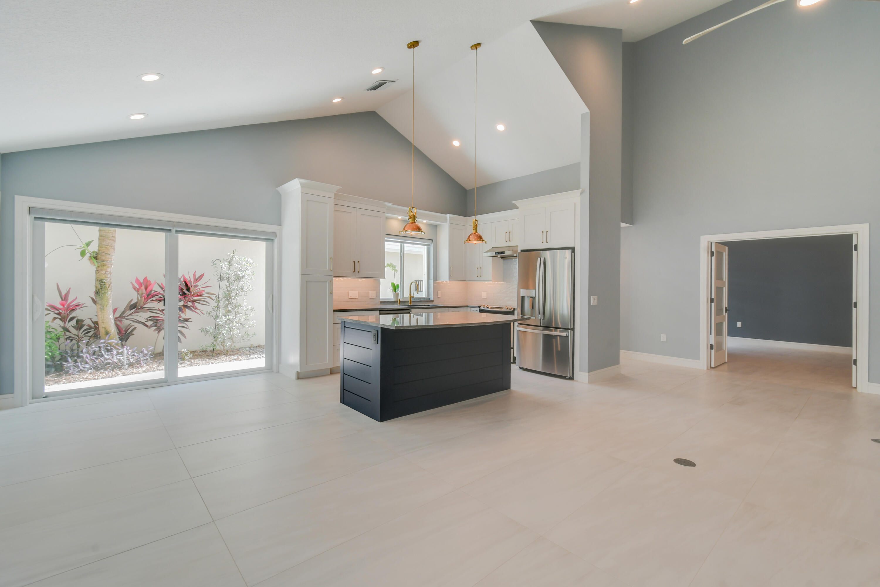 MLS #R11150055 image #11