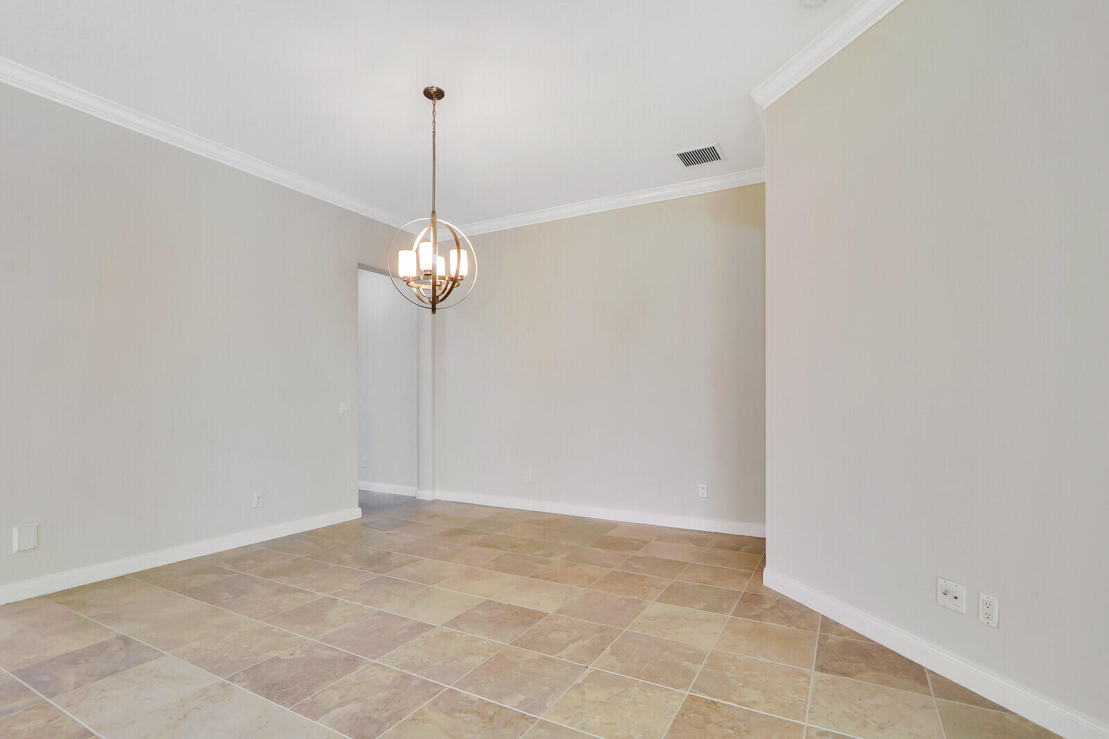 MLS #R11150243 image #9