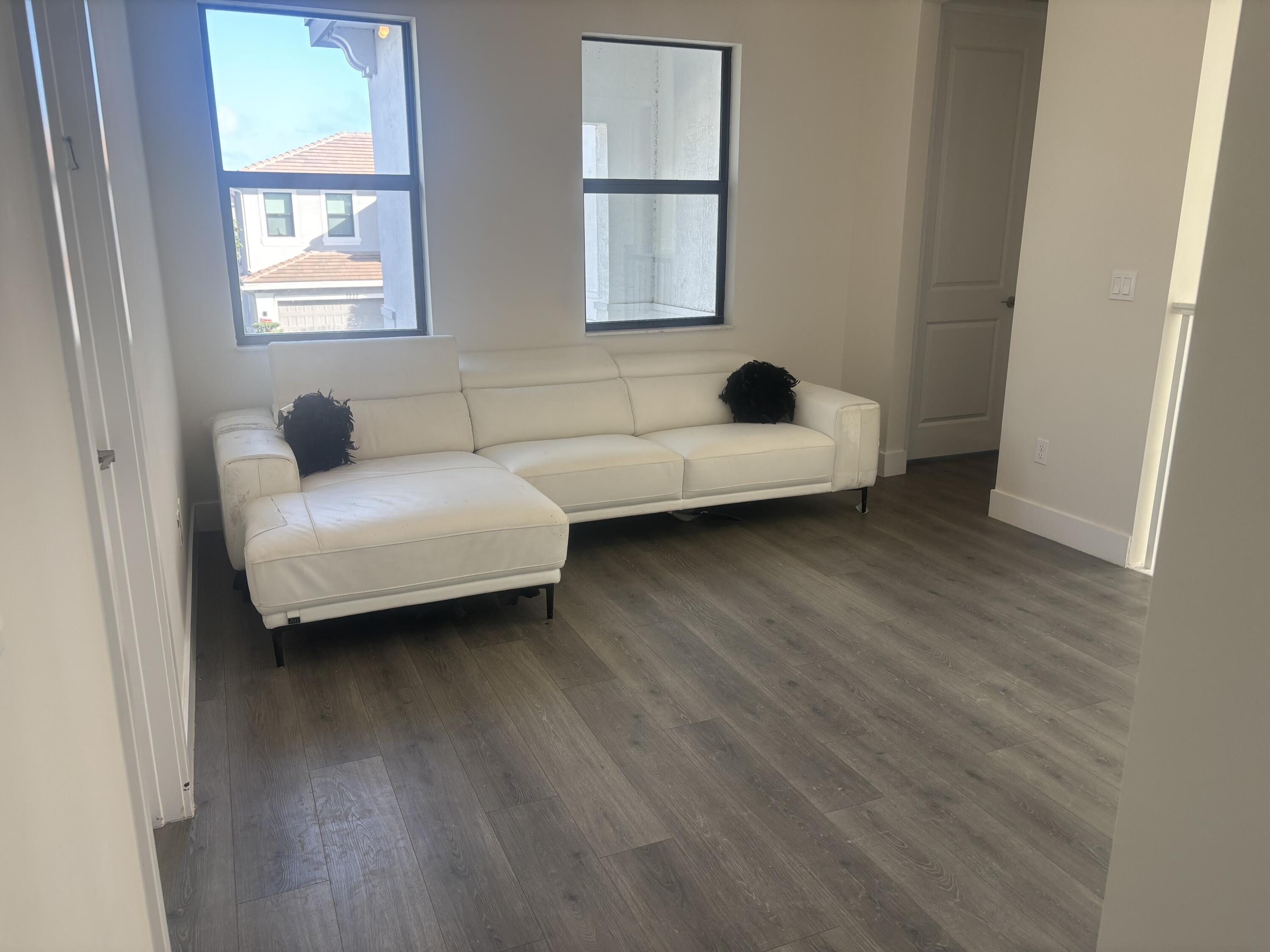 MLS #R11150323 image #16