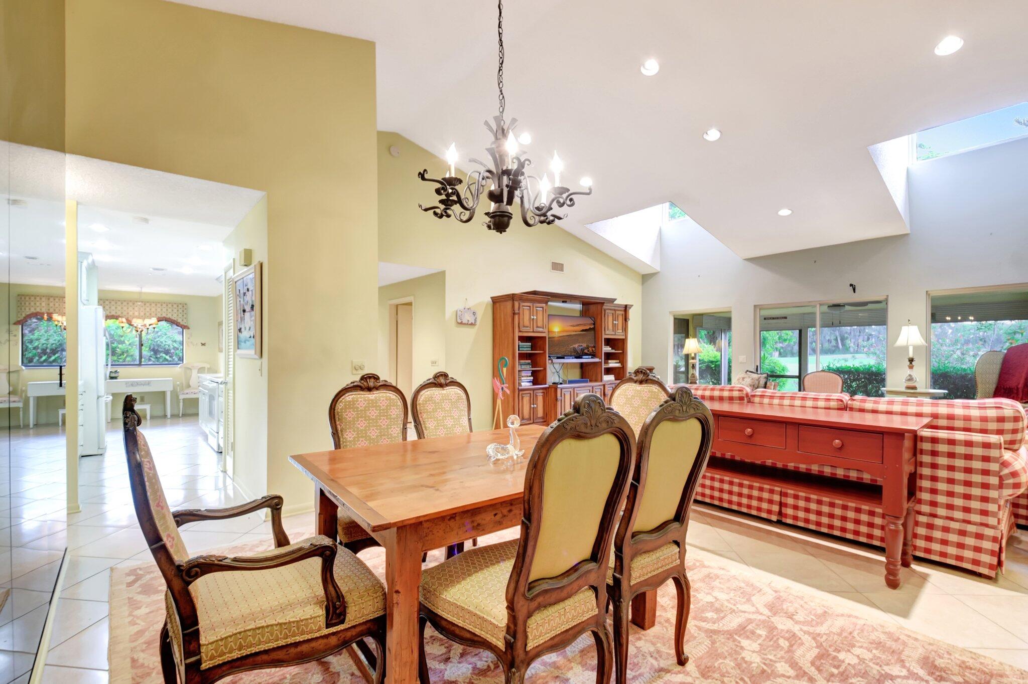 MLS #R11150548 image #11