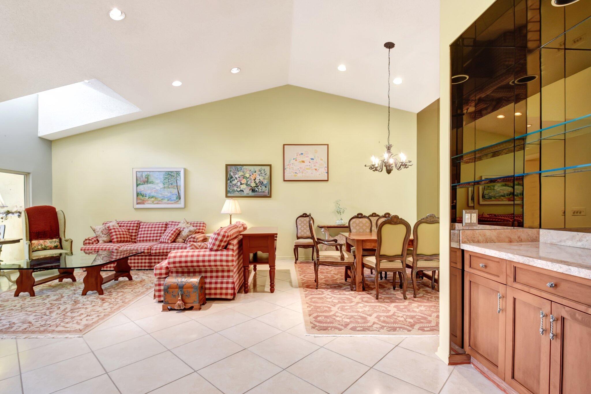 MLS #R11150548 image #5