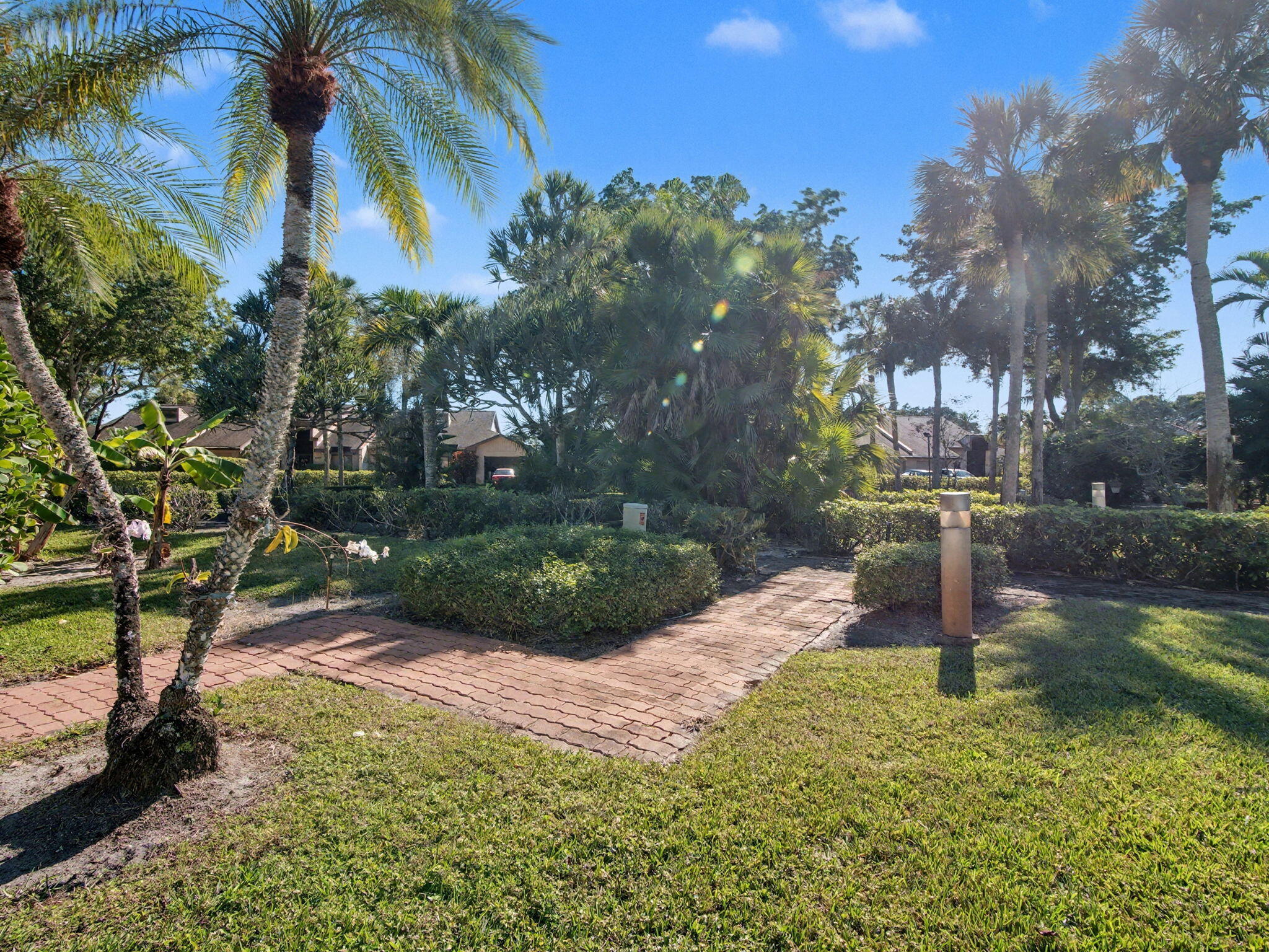 MLS #R11150702 image #21