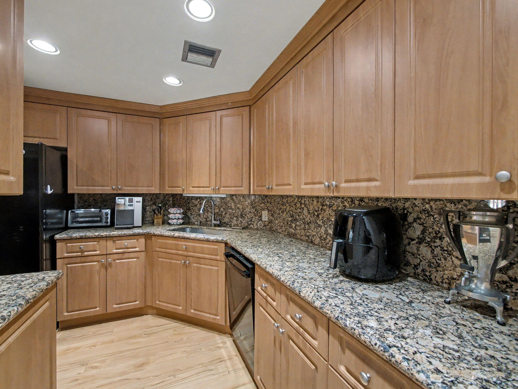 MLS #R11150702 image #8