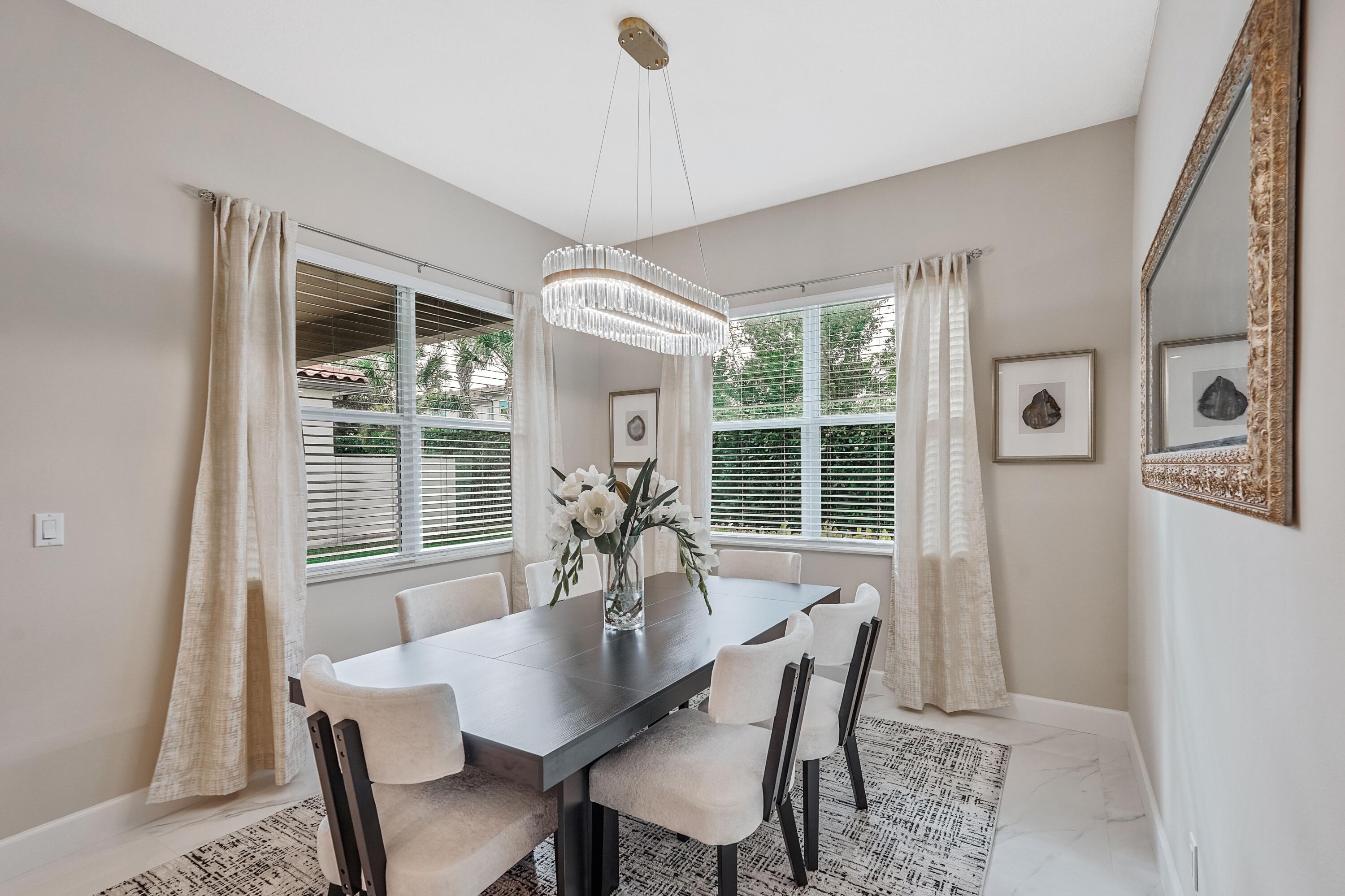 MLS #R11150743 image #9