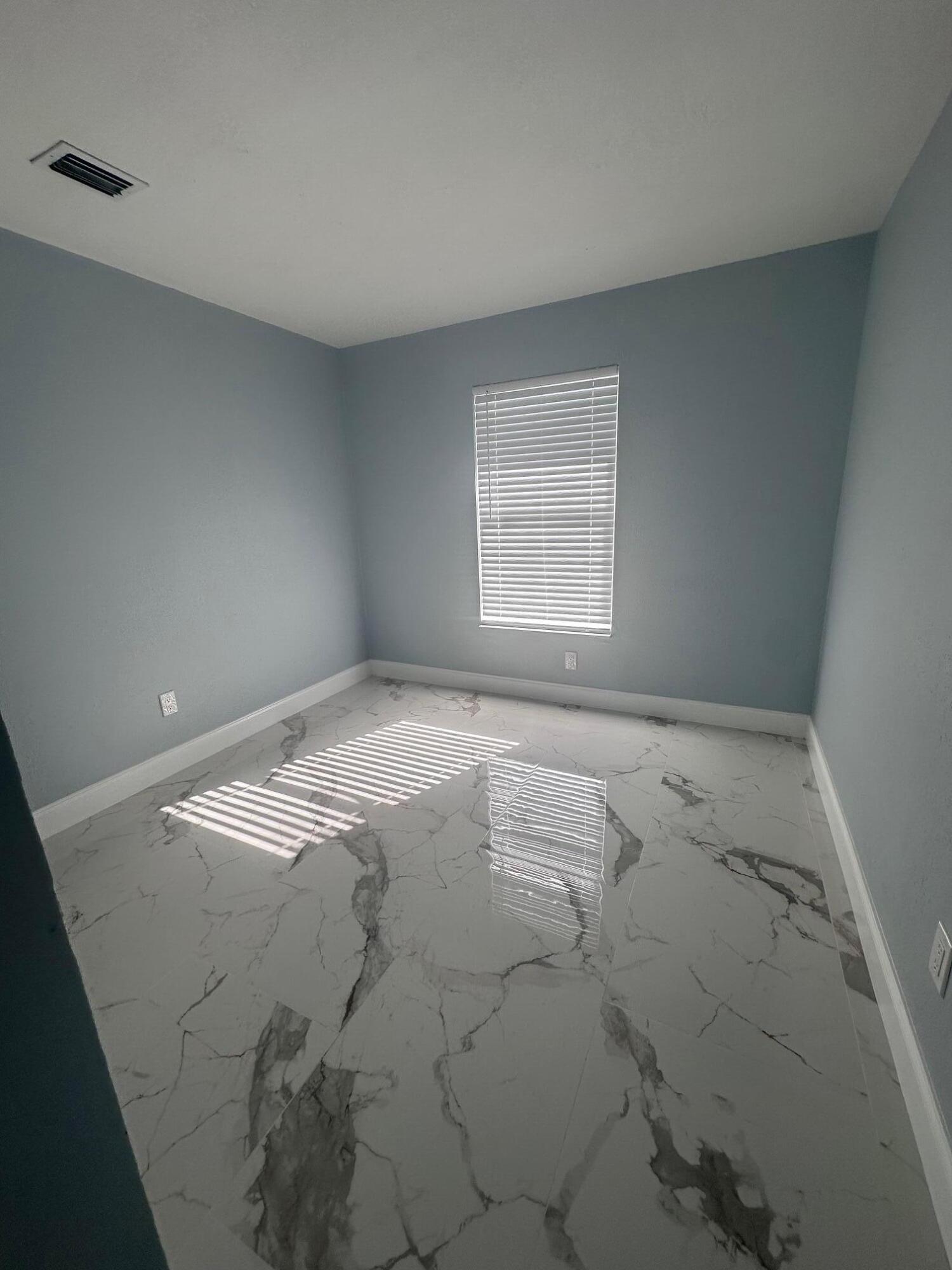 MLS #R11150785 image #7