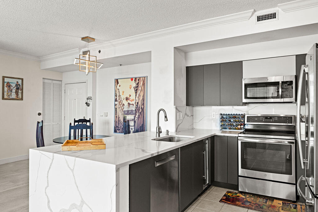 MLS #R11151390 image #2