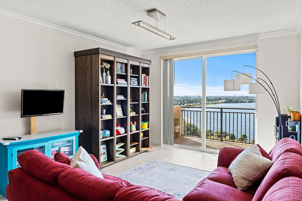 MLS #R11151390 image #5