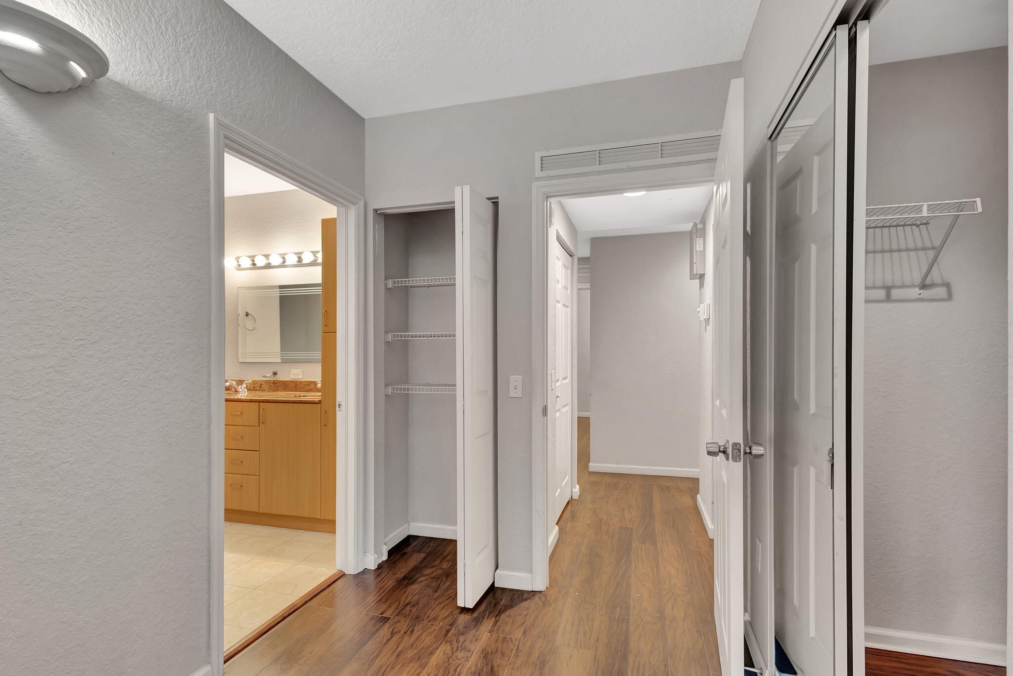 MLS #R11151509 image #18