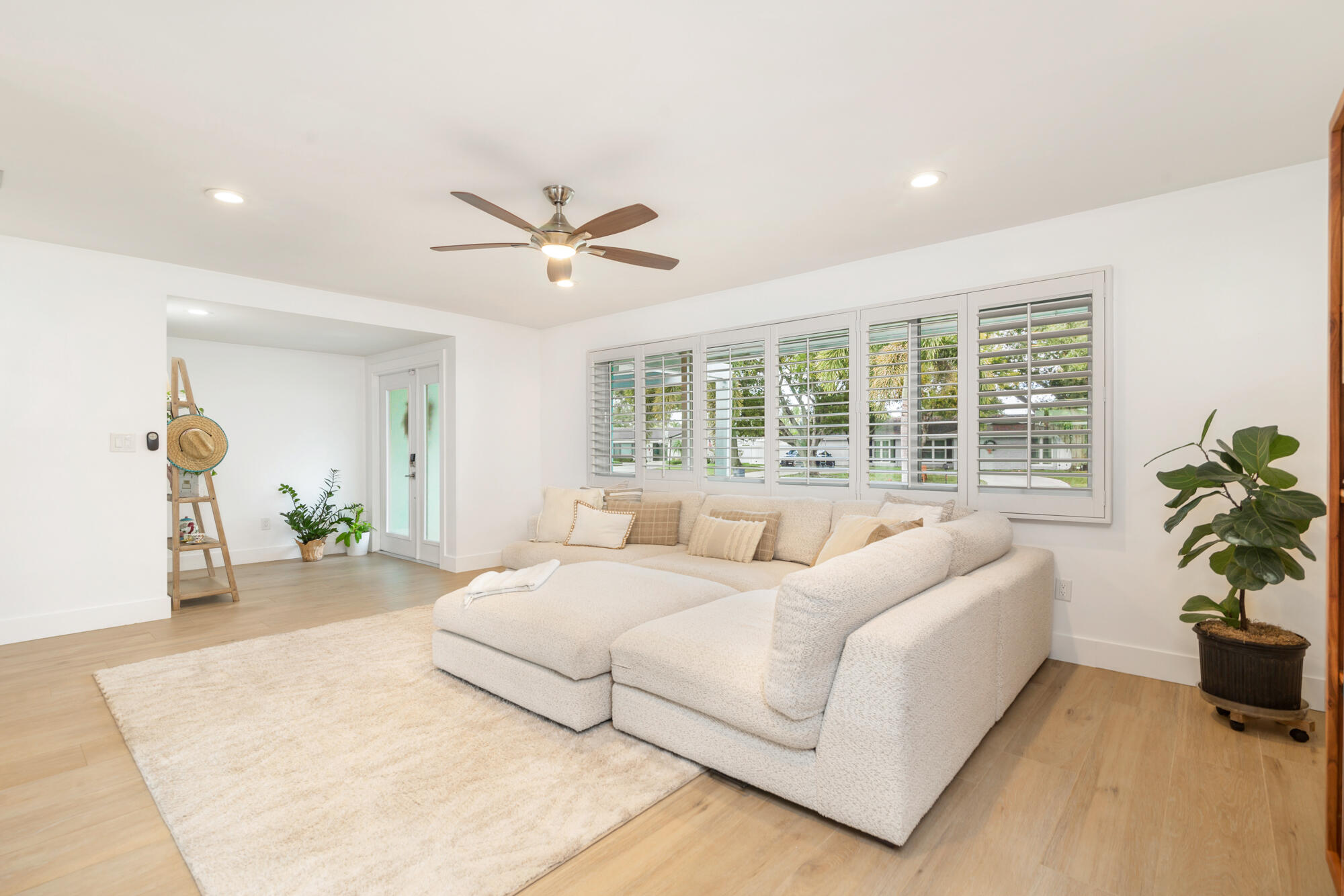 MLS #R11151572 image #2