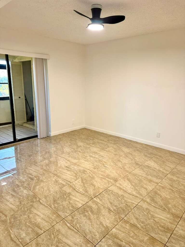 MLS #R11151687 image #21