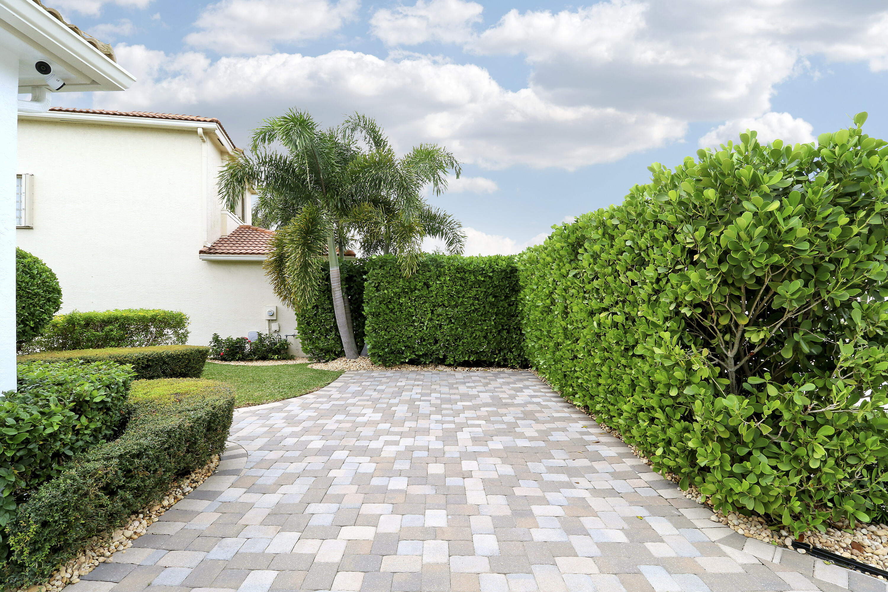 MLS #R11151757 image #44