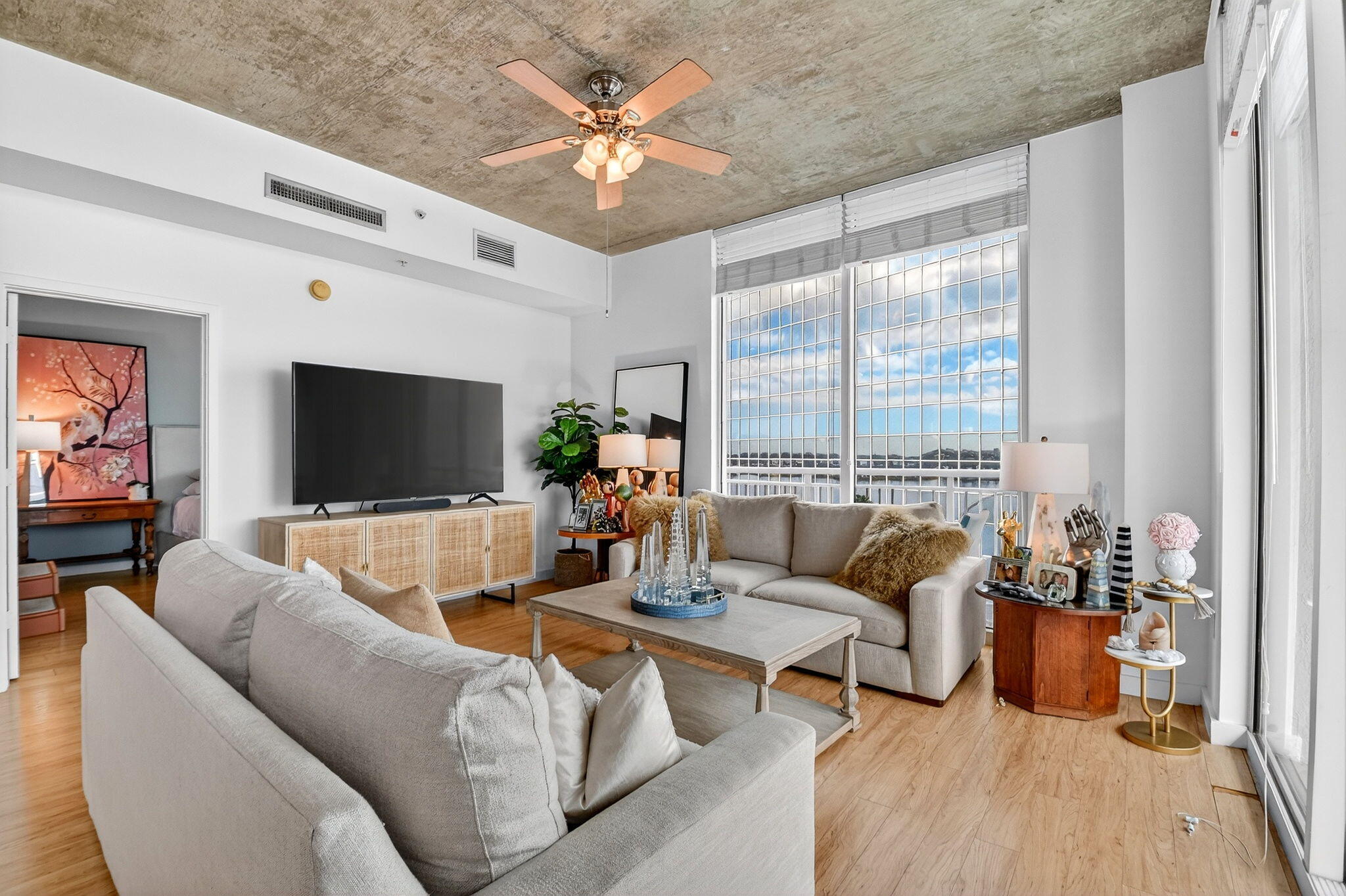 MLS #R11151793 image #2