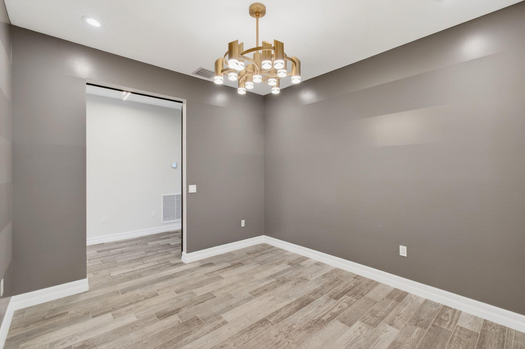 MLS #R11151928 image #56