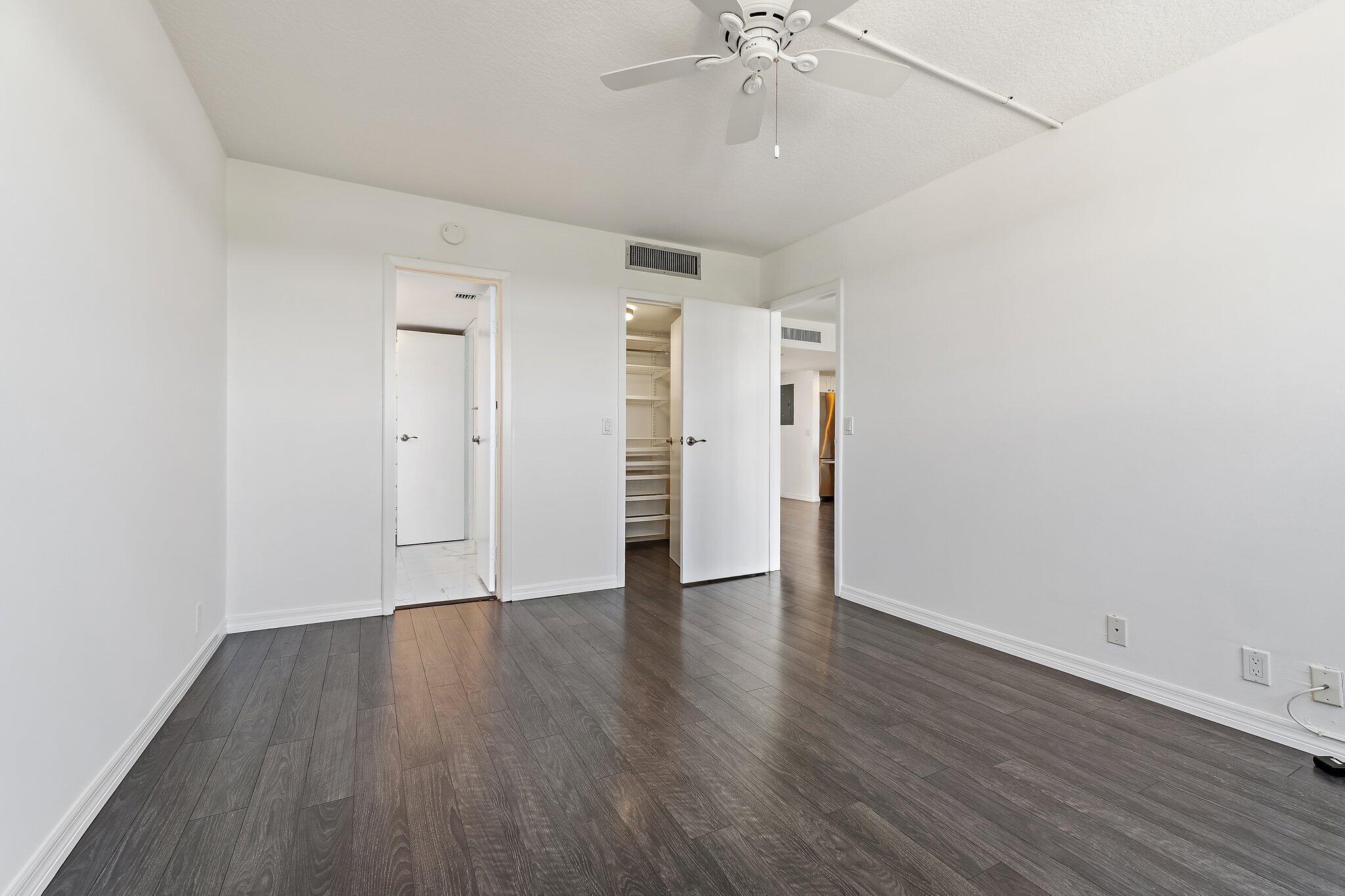 MLS #R11152025 image #25