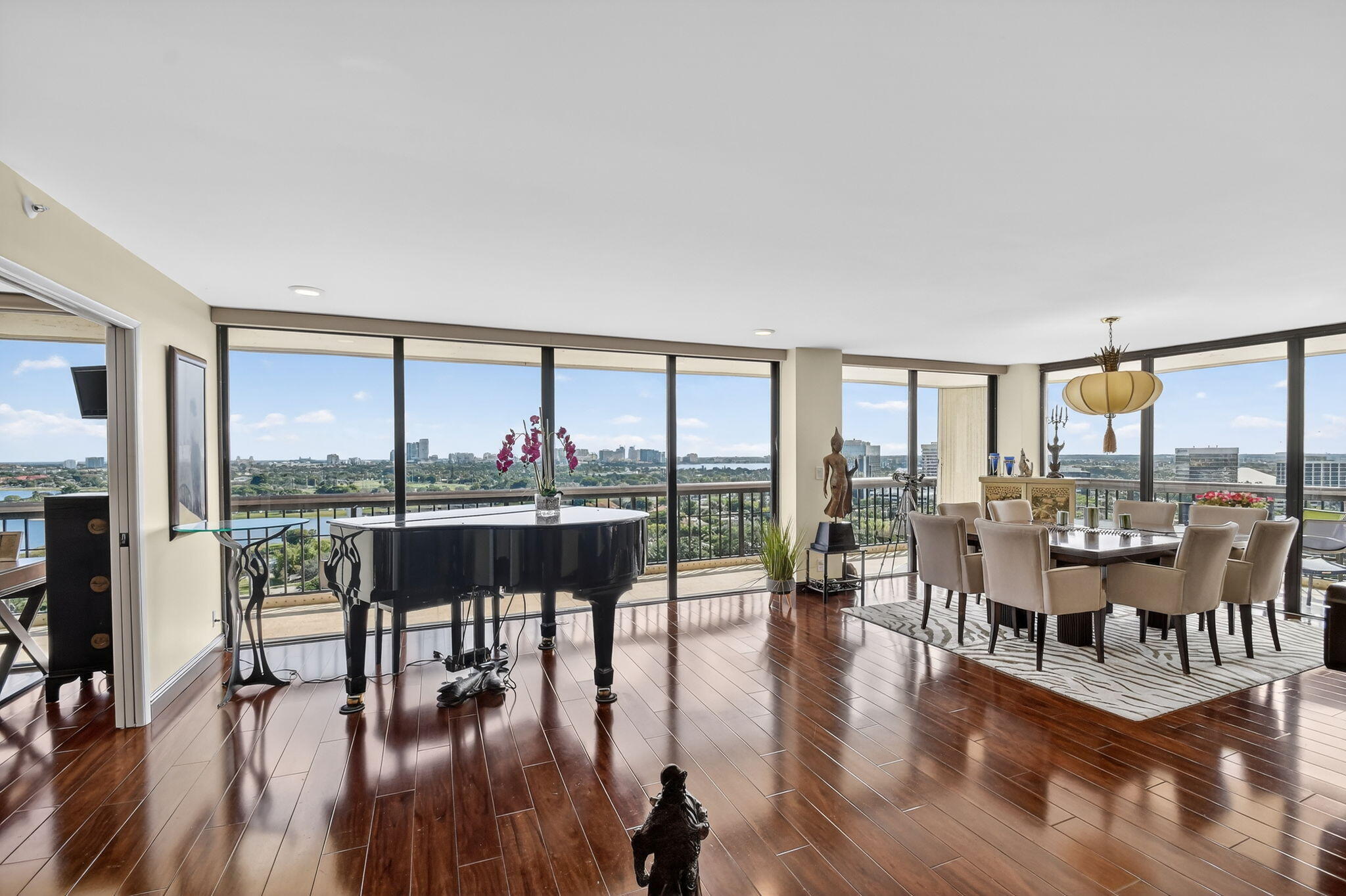 MLS #R11152104 image #1