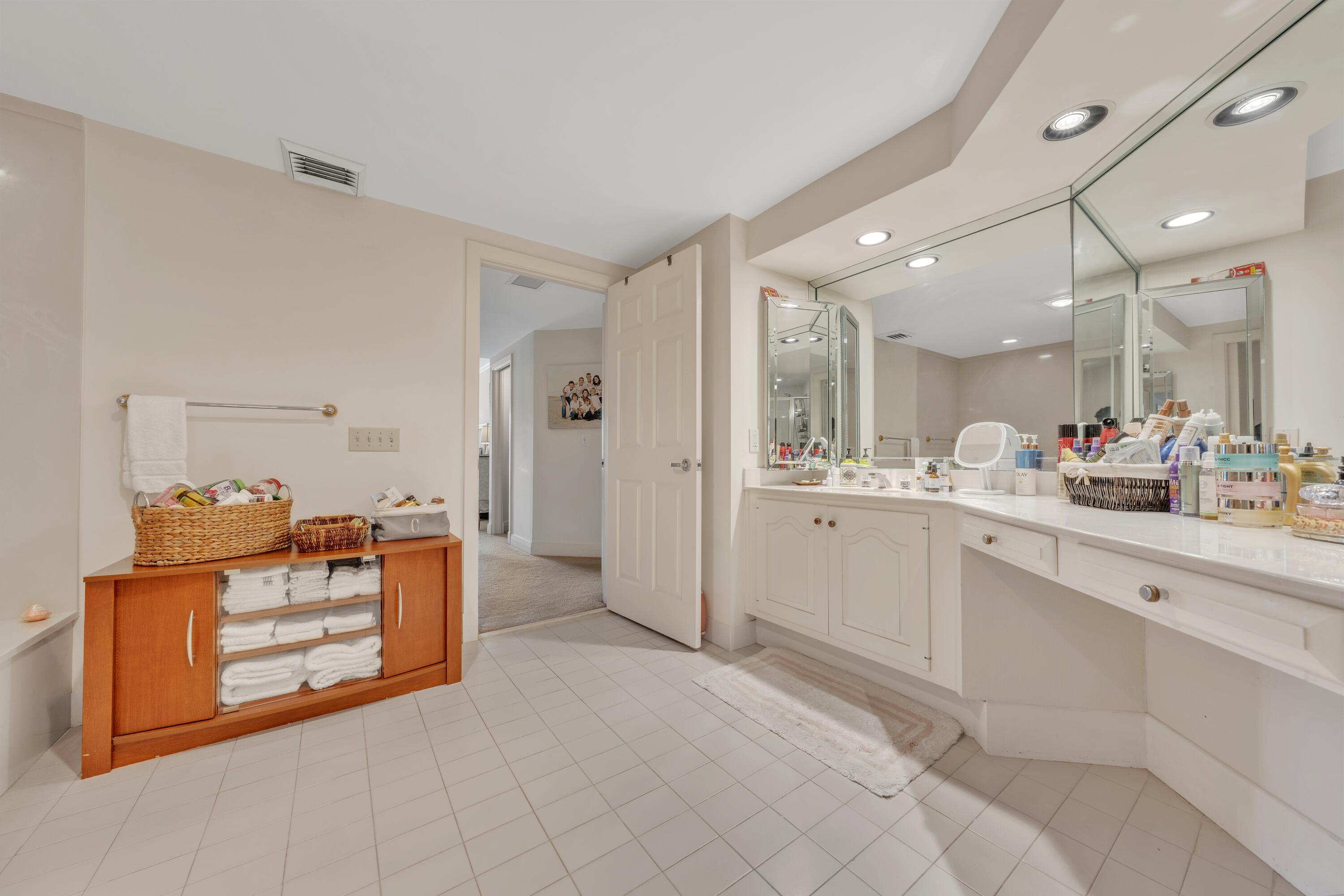 MLS #R11152191 image #40